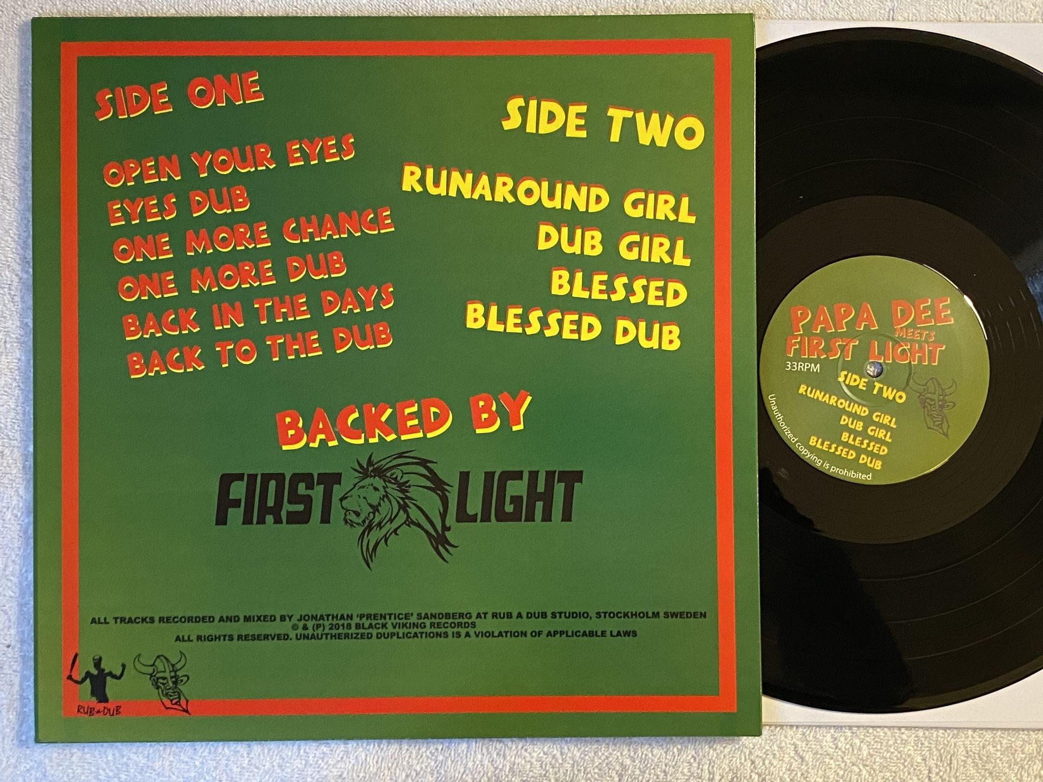 Omslagsbild för skivan PAPA DEE meets First Light - Showcase LP Vol 1 LP 2018 BLACK VIKING BVR2