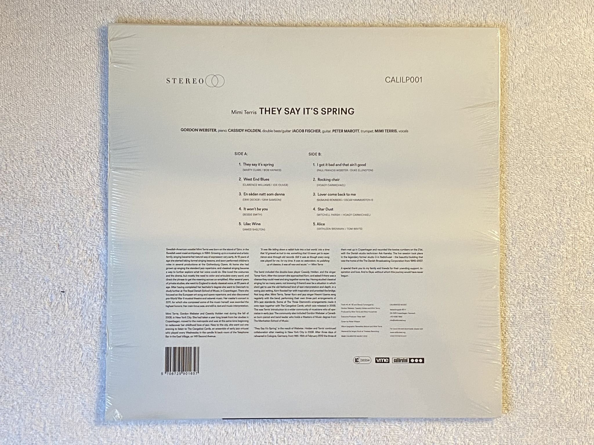 Omslagsbild för skivan MIMI TERRIS They Say It's Spring LP 2013 Den CALILP001 ** female jazz vocals **