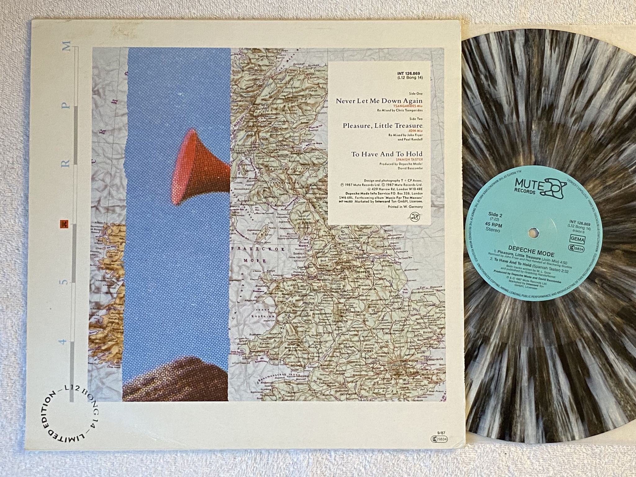 Omslagsbild för skivan DEPECHE MODE Never Let Me Down Again (Tsangarides Mix) 12" -87 MUTE INT 126869