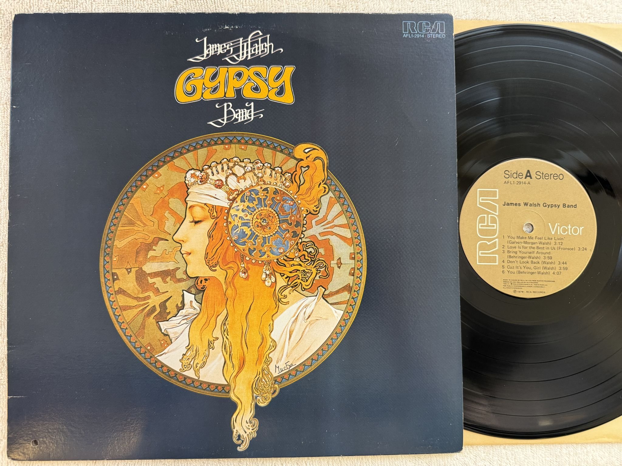 Omslagsbild för skivan JAMES WALSH GYPSY BAND s/t LP -78 US RCA AFL1-2914