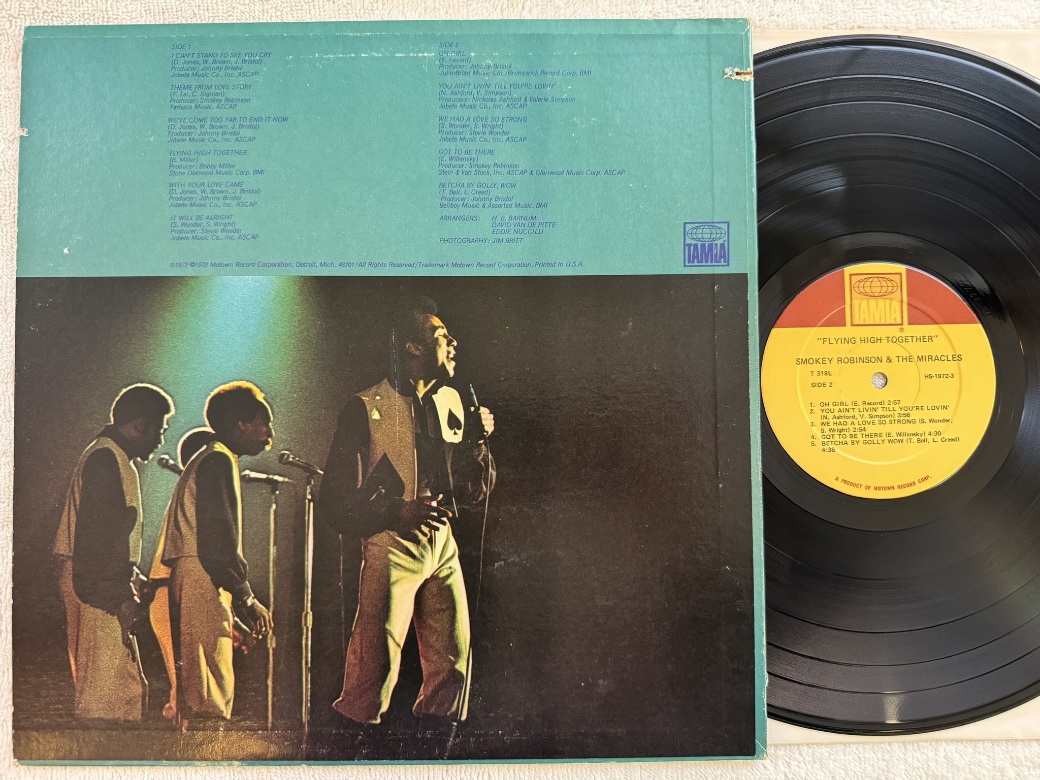 Omslagsbild för skivan SMOKEY ROBINSON & THE MIRACLES flying high together LP -72 US TAMLA T 318L