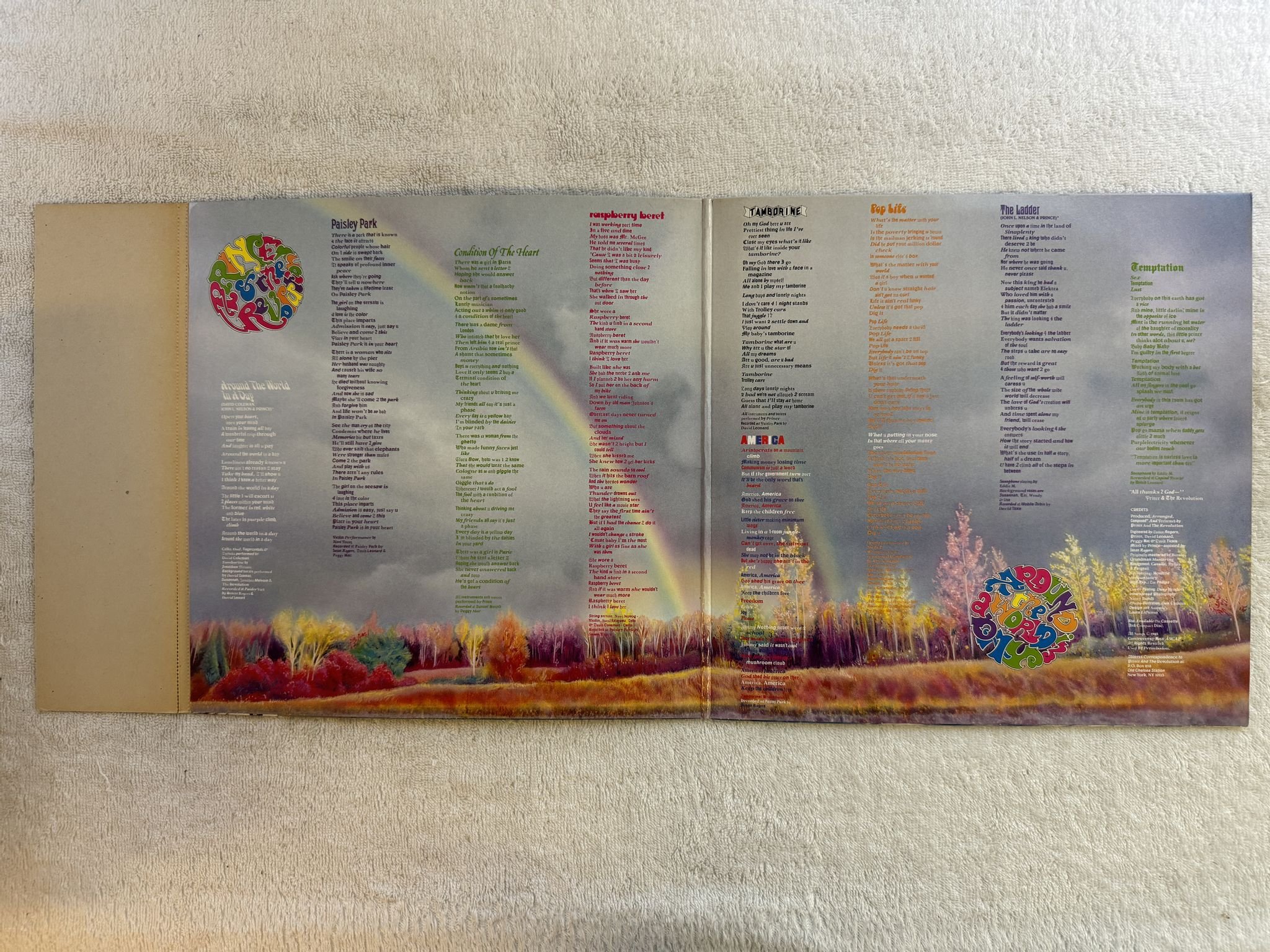 Omslagsbild för skivan PRINCE & THE REVOLUTION around the world in a day LP -85 PAISLEY PARK 925 286-1