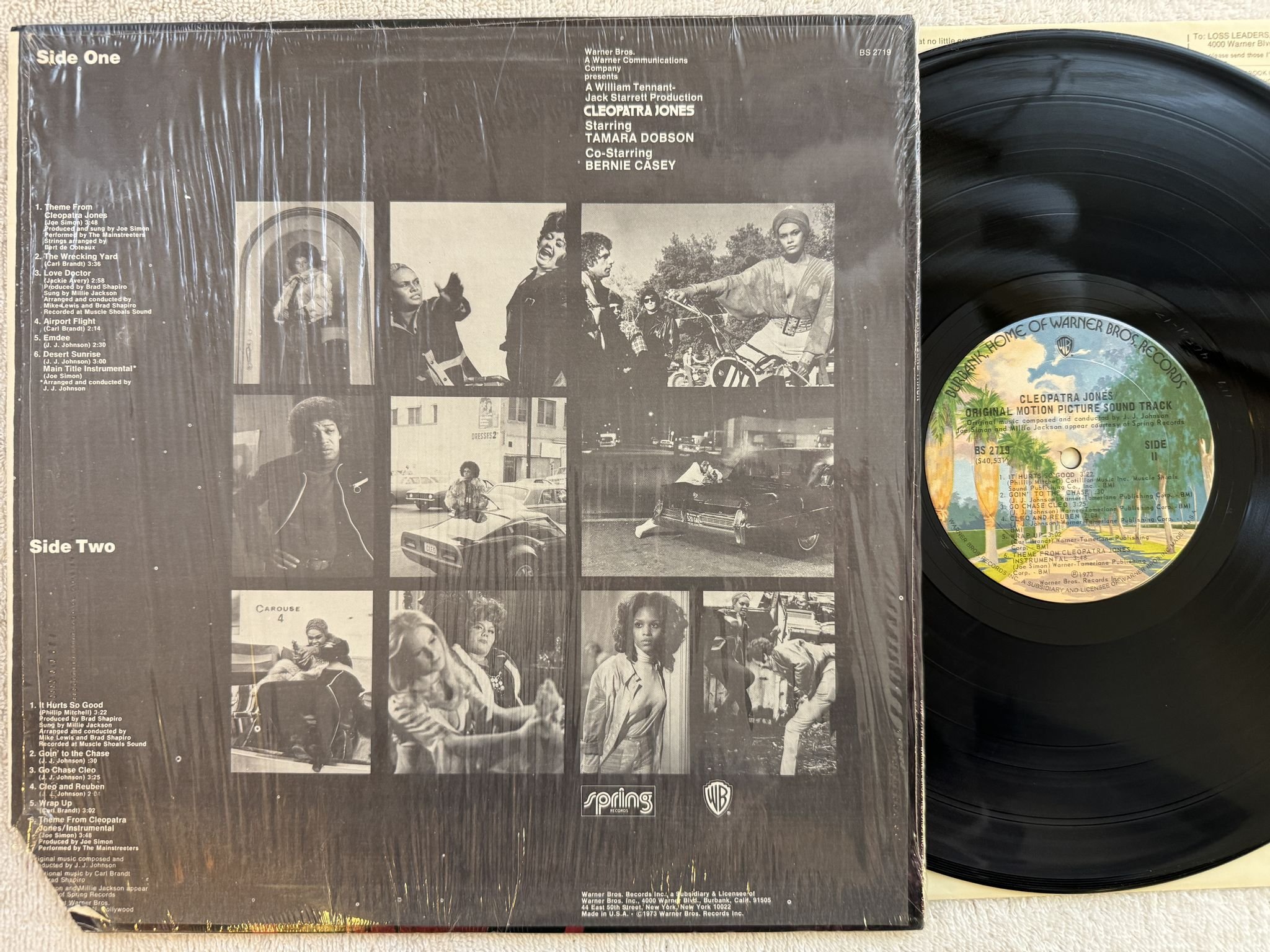 Omslagsbild för skivan V/A Cleopatra Jones LP -73 US WARNER BROS BS 2719 *** BLAXPLOITATION ***