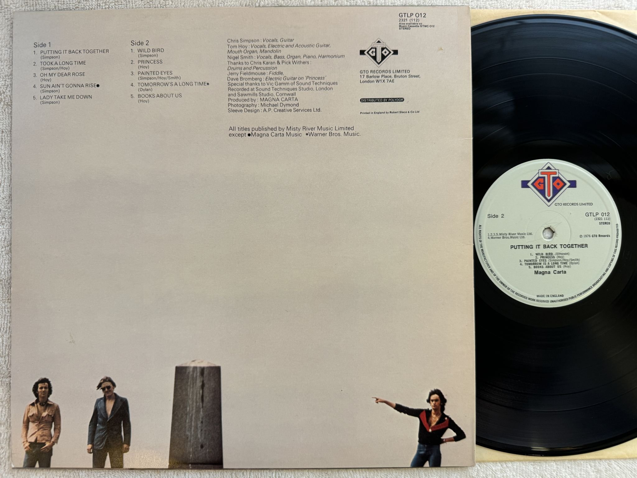 Omslagsbild för skivan MAGNA CARTA putting it back together LP -76 UK GTO GTLP 012