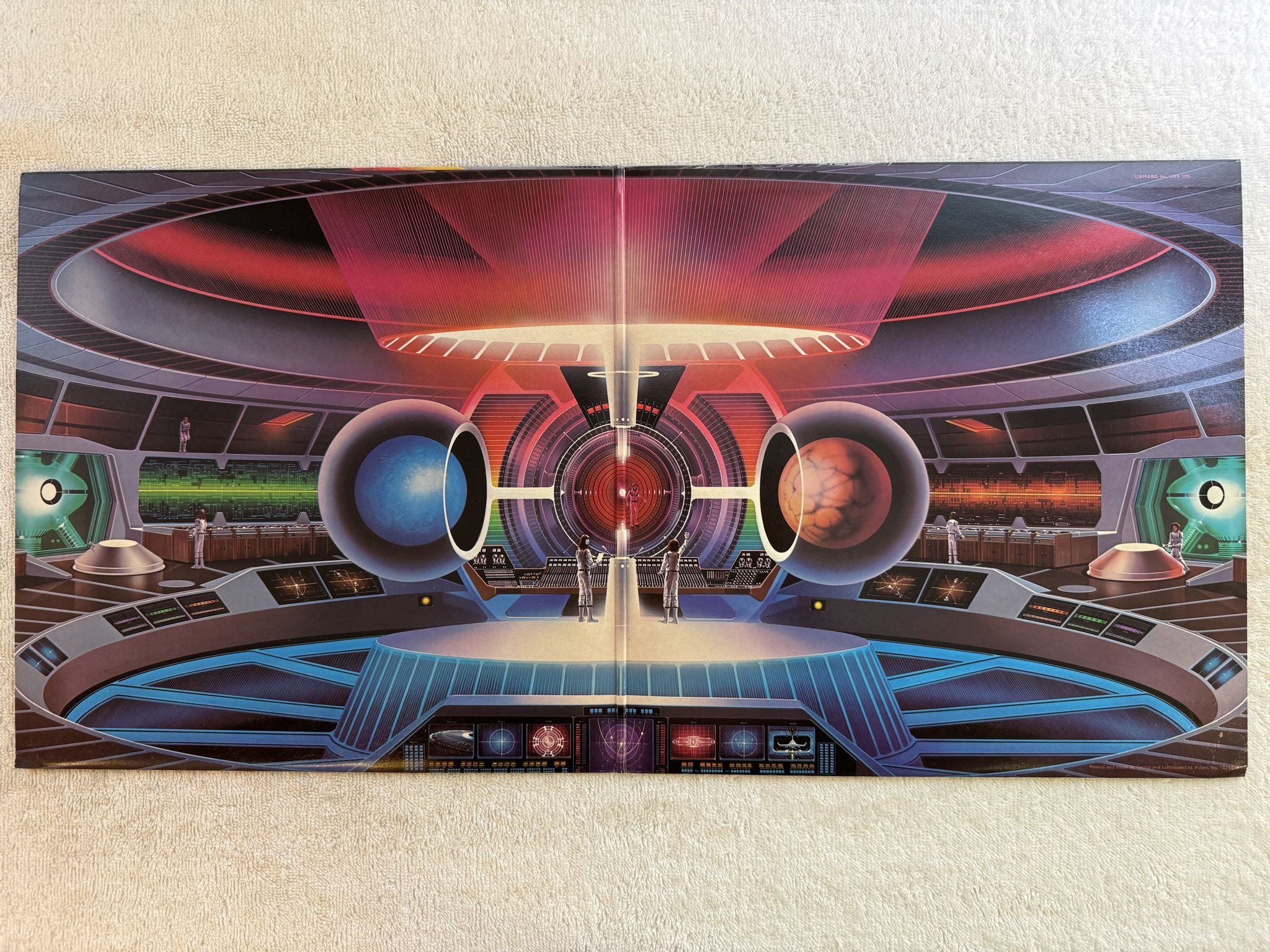 Omslagsbild för skivan ELECTRIC LIGHT ORCHESTRA out of the blue 2xLP -77 UK JET UAR 100