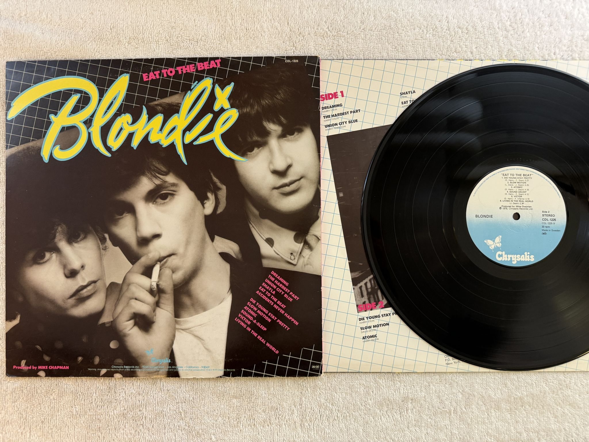 Omslagsbild för skivan BLONDIE eat to the beat LP nbc CHRYSALIS CDL-1225