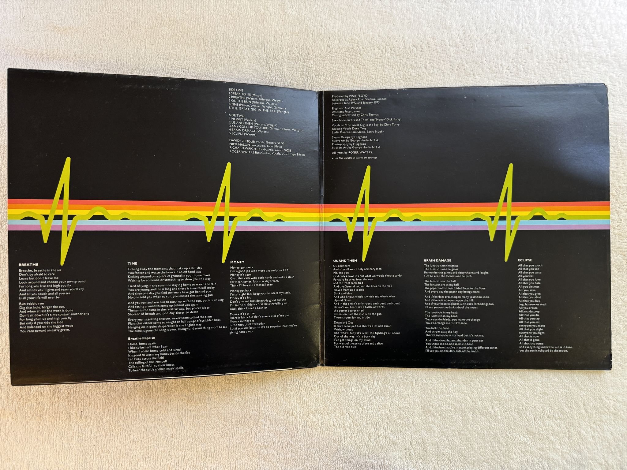 Omslagsbild för skivan PINK FLOYD the dark side of the moon LP re Swe EMI/HARVEST SHVL 804