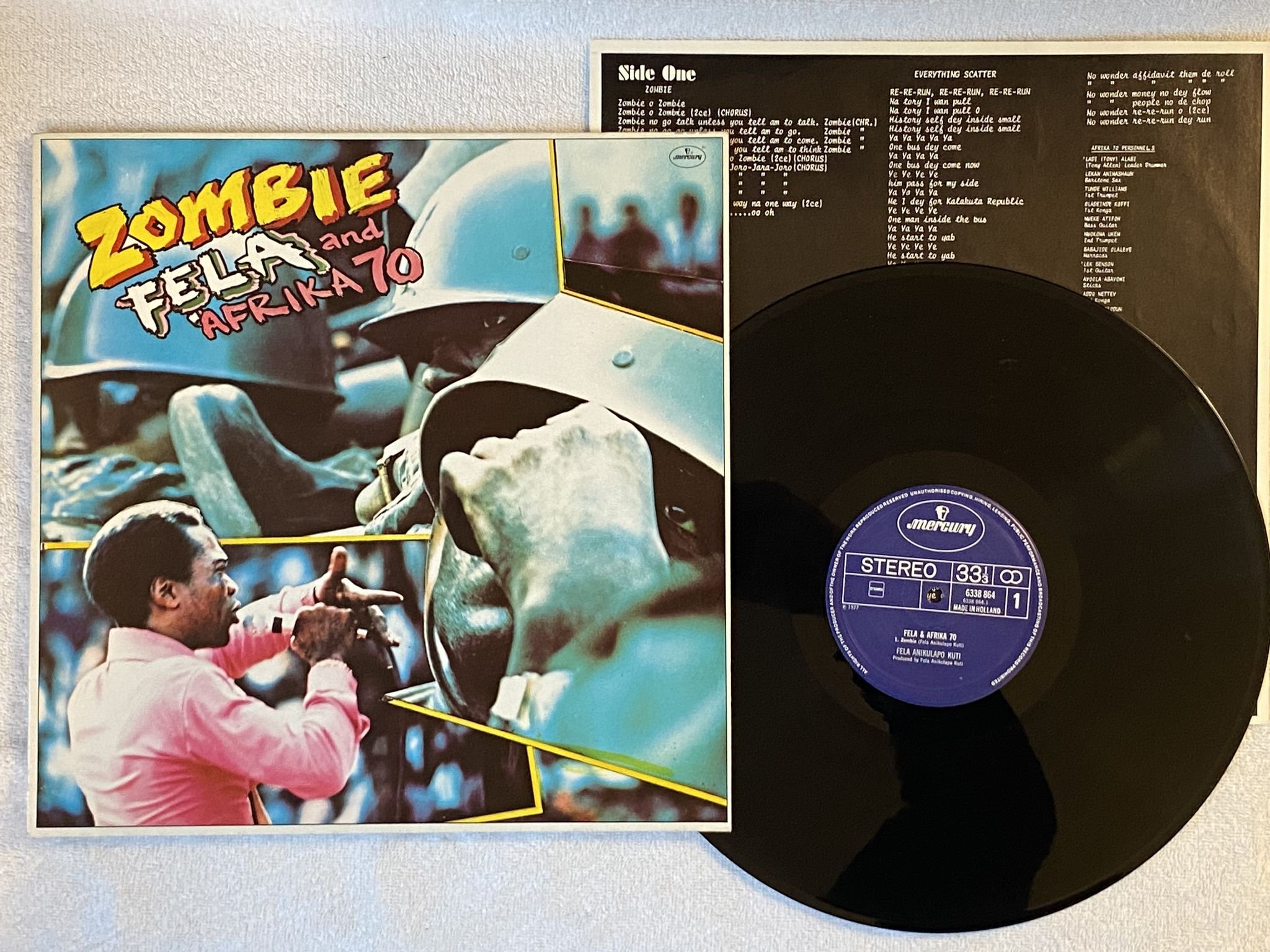 Omslagsbild för skivan FELA & AFRIKA 70 - zombie LP -77 Hol MERCURY 6338864 *** MASSIVE AFROBEAT ***