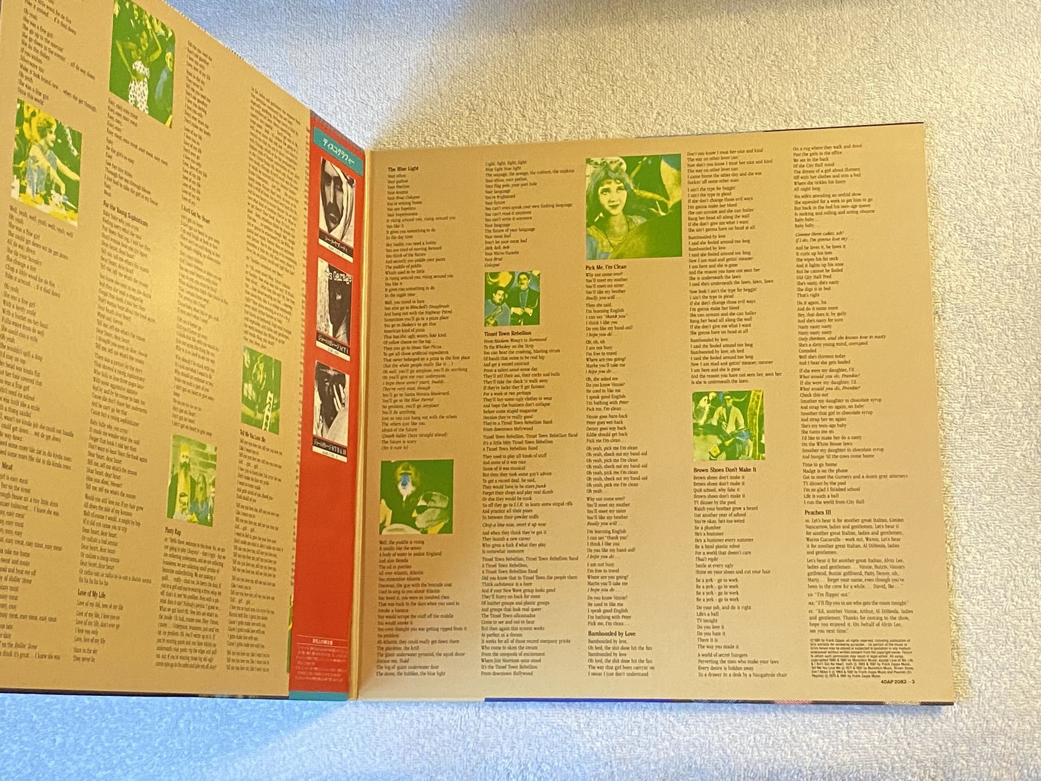 Omslagsbild för skivan FRANK ZAPPA Tinseltown Rebellion 2xLP -81 Japan CBS/SONY 40AP 2082-3