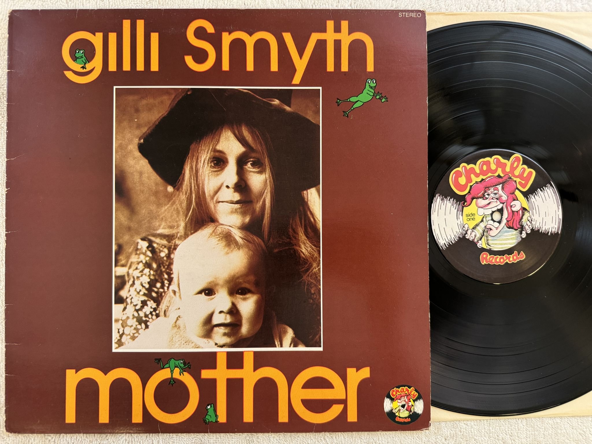 Omslagsbild för skivan GILLI SMYTH Mother LP -78 UK CHARLY CRL 5007 ** FOLK-JAZZ **