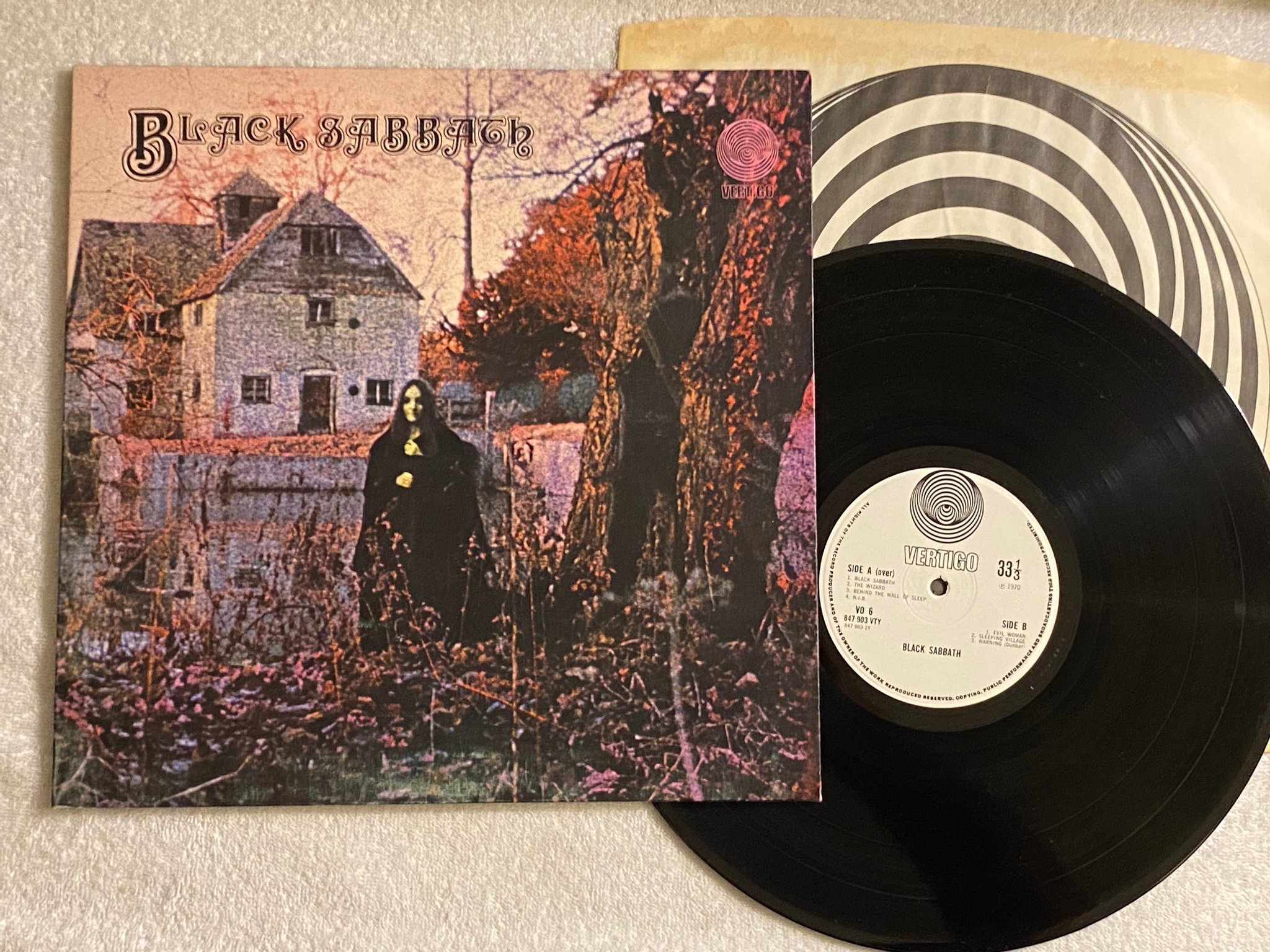 Omslagsbild för skivan BLACK SABBATH s/tLP -70/71 UK VERTIGO 847 903 VTY