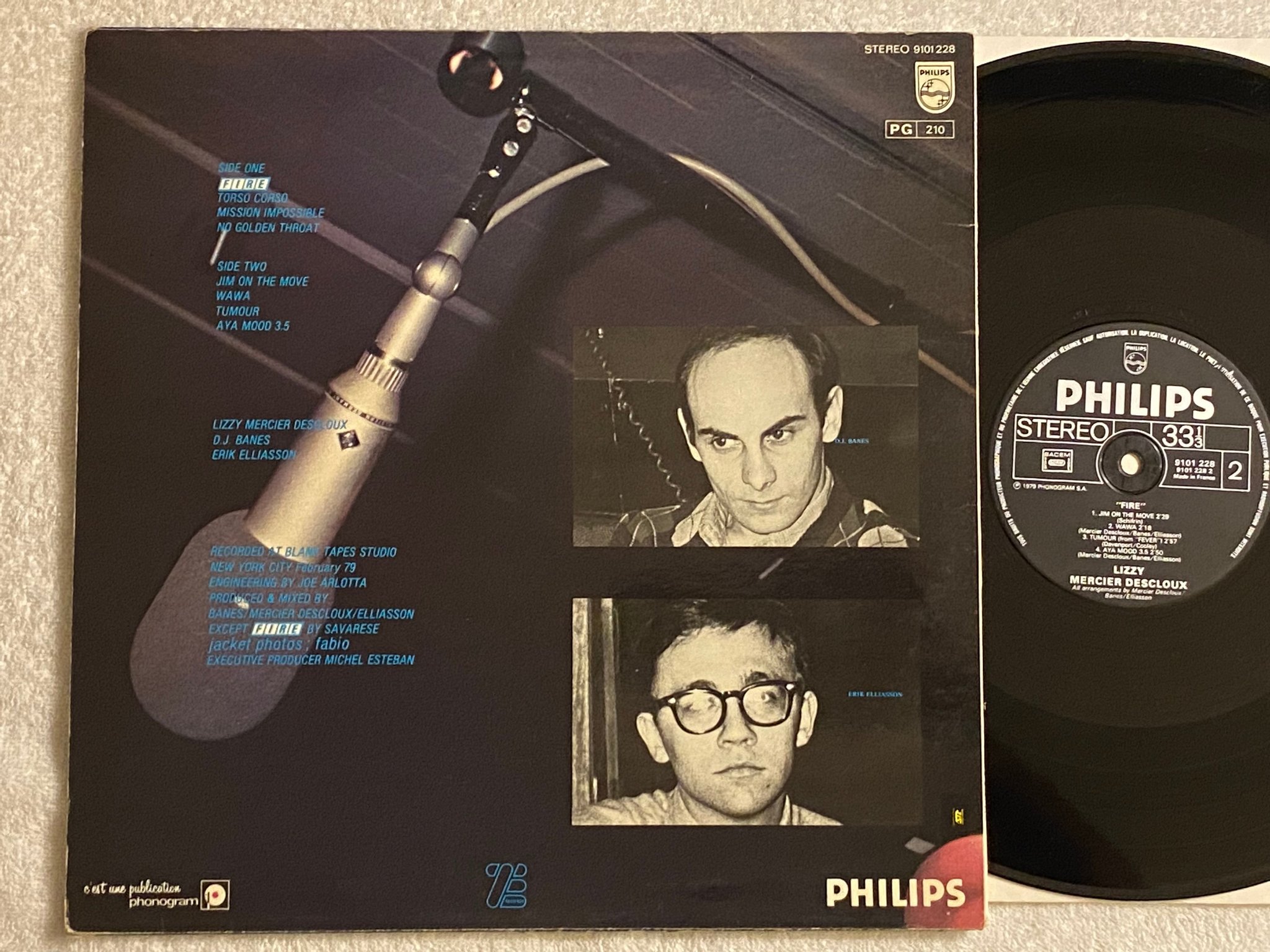 Omslagsbild för skivan LIZZY MERCIER DESCLOUX Press Color LP -79 Fra PHILIPS 9101 228