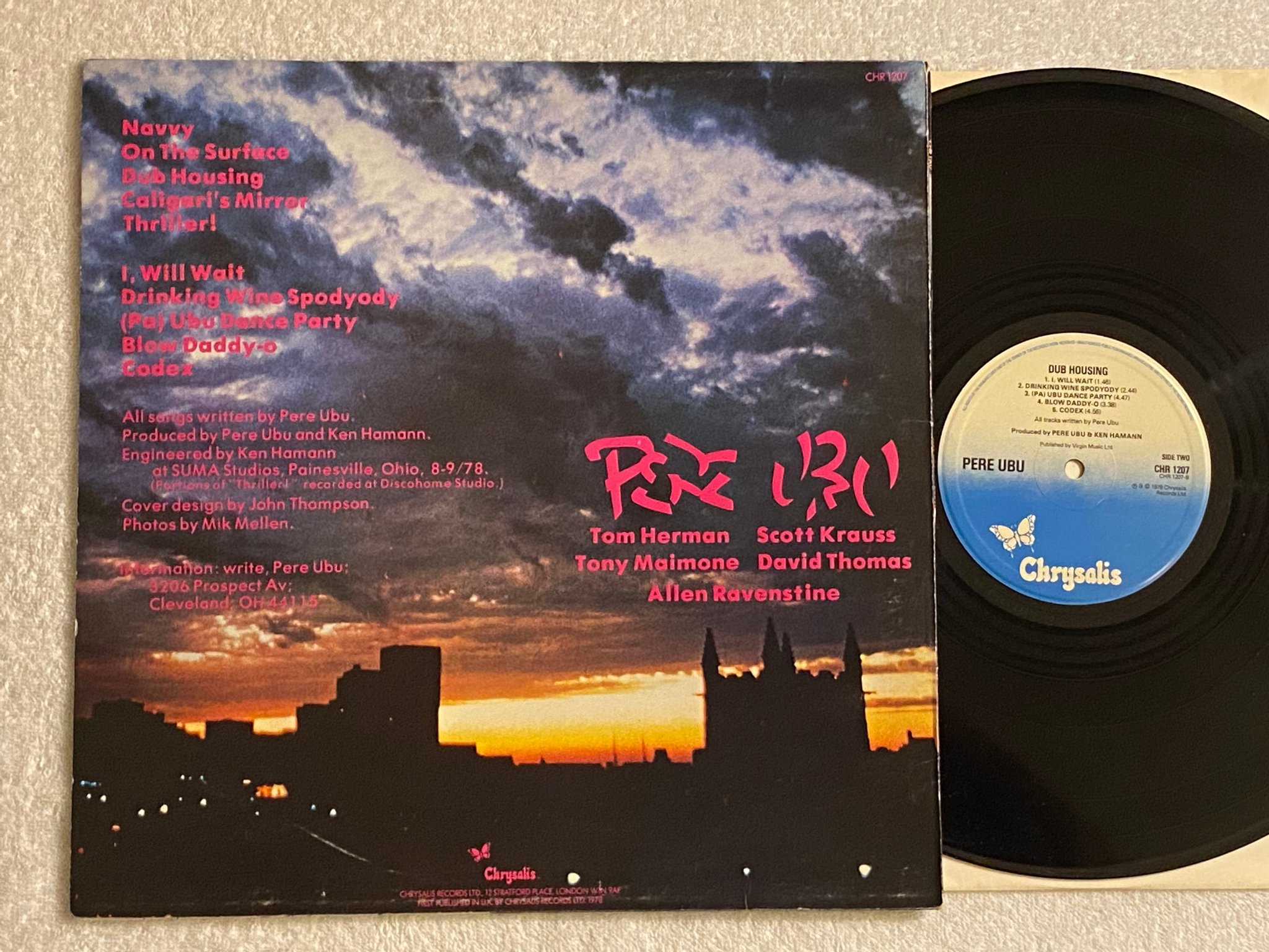 Omslagsbild för skivan PERE UBU dub housing LP -78 UK CHRYSALIS CHR 1207