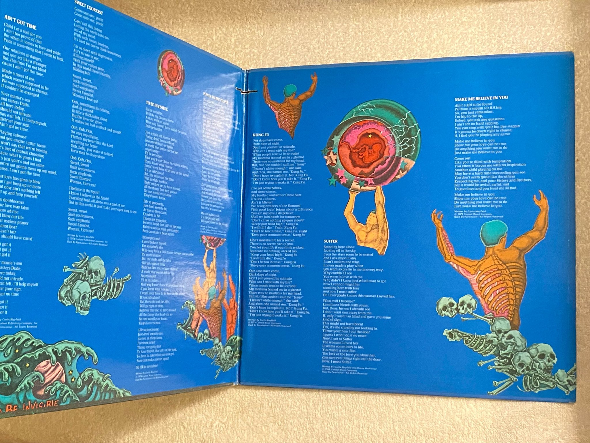 Omslagsbild för skivan CURTIS MAYFIELD sweet exorcist LP -74 US CURTOM CRS 8601