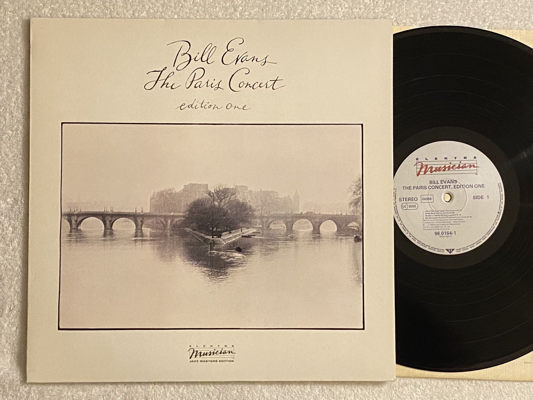 Omslagsbild för skivan BILL EVANS the paris concert, edition one LP -83 Ger ELEKTRA MUSICIAN 960164-1