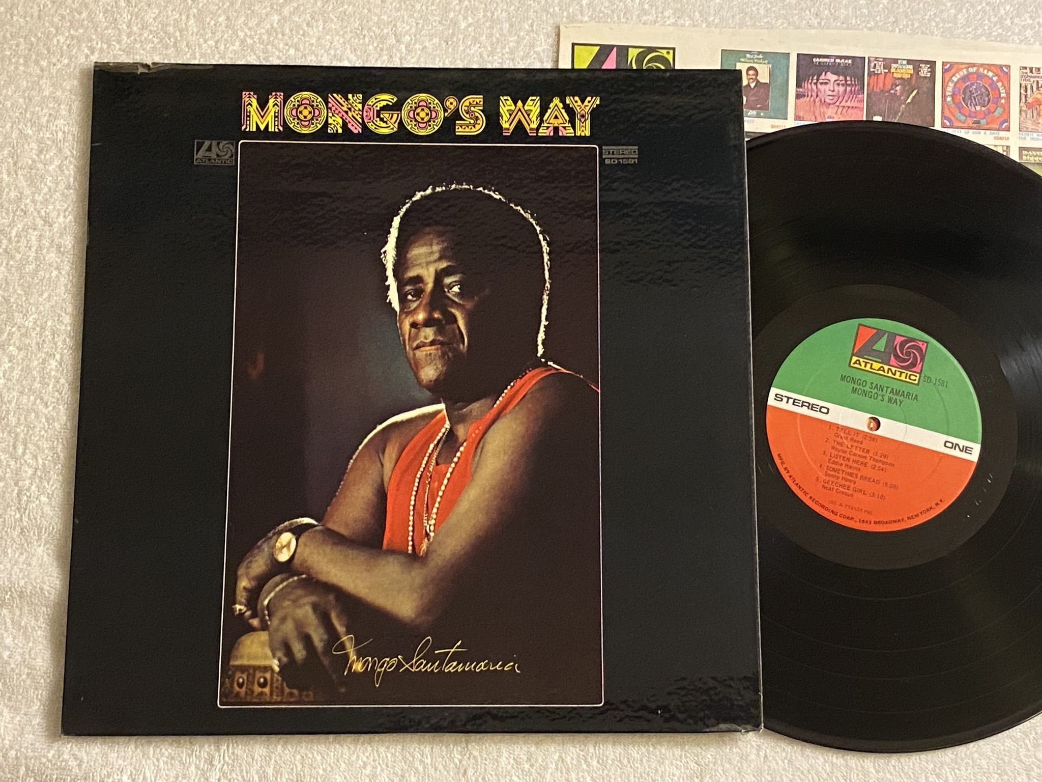 Omslagsbild för skivan MONGO SANTAMARIA Mongo's way LP -71 US ATLANTIC SD 1581