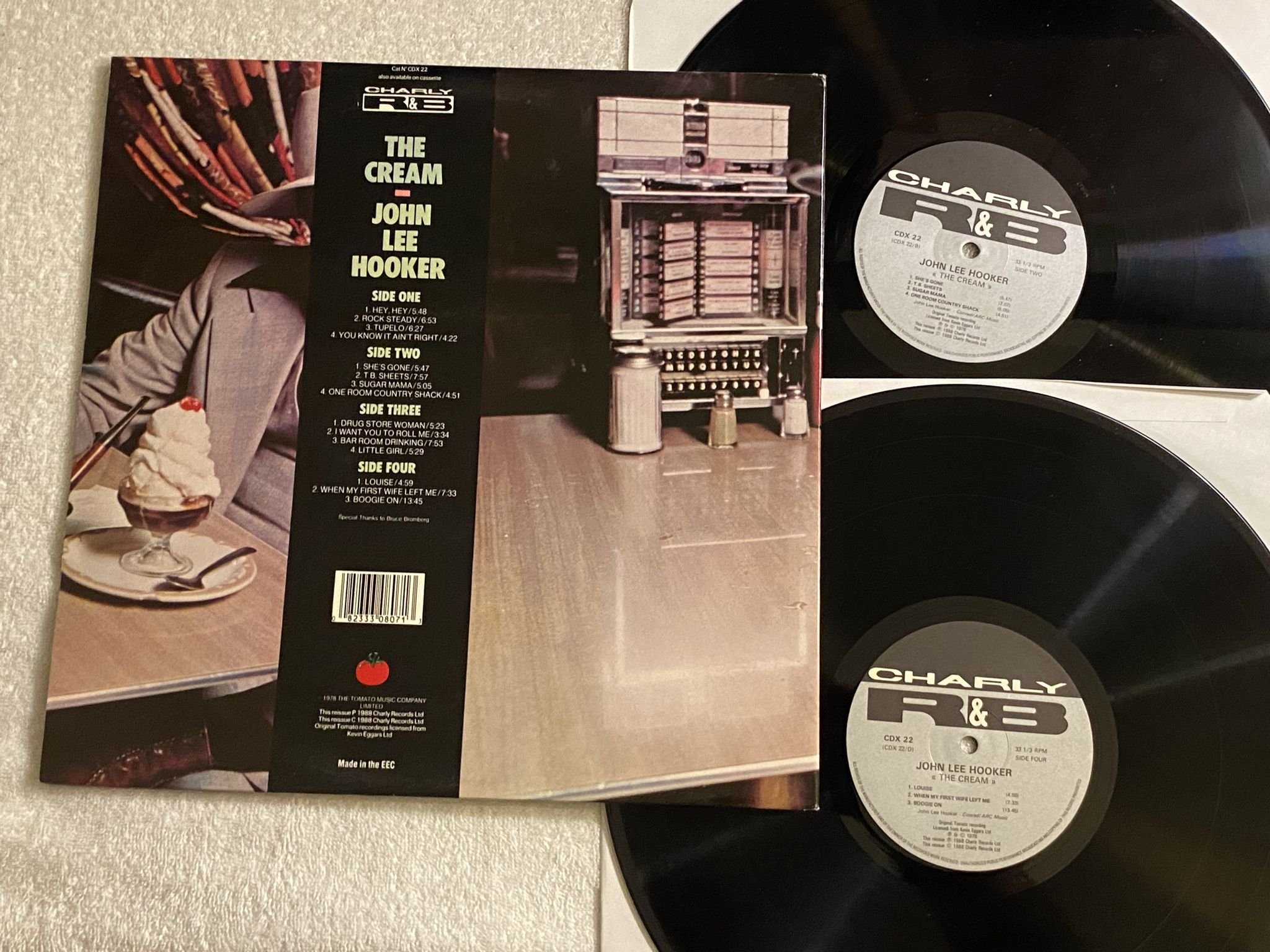 Omslagsbild för skivan JOHN LEE HOOKER the cream 2xLP -88 CHARLY R&B CDX 22