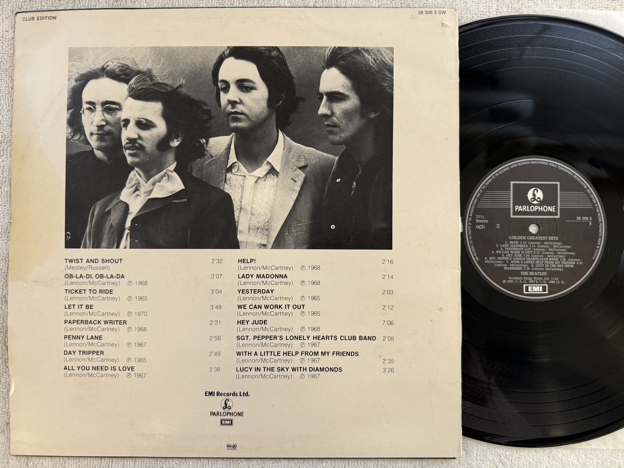 Omslagsbild för skivan THE BEATLES golden greatest hits LP Swe EMI / PARLOPHONE 38 308 3