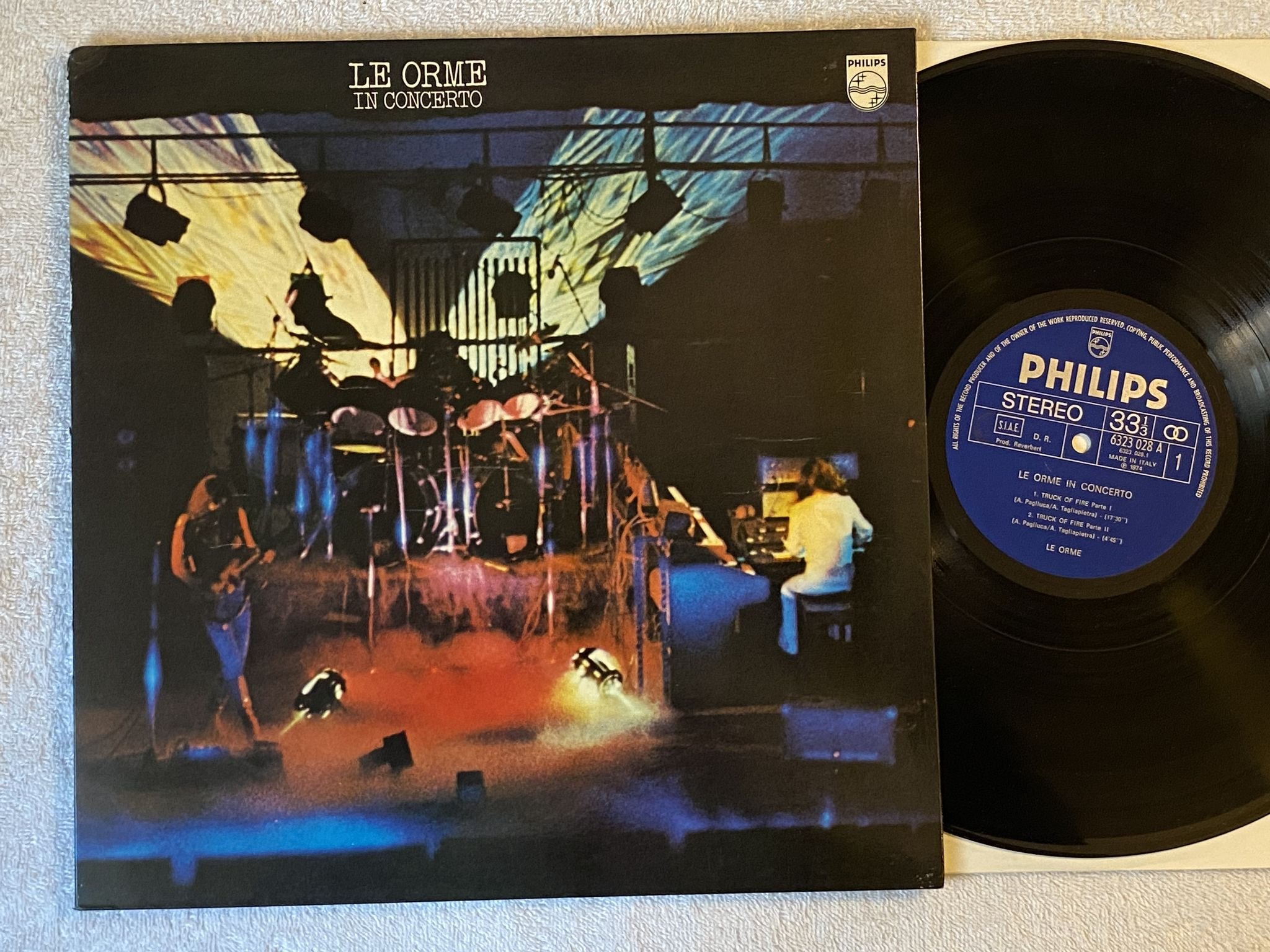 Omslagsbild för skivan LE ORME in concerto LP -74 Italy PHILIPS 6323028