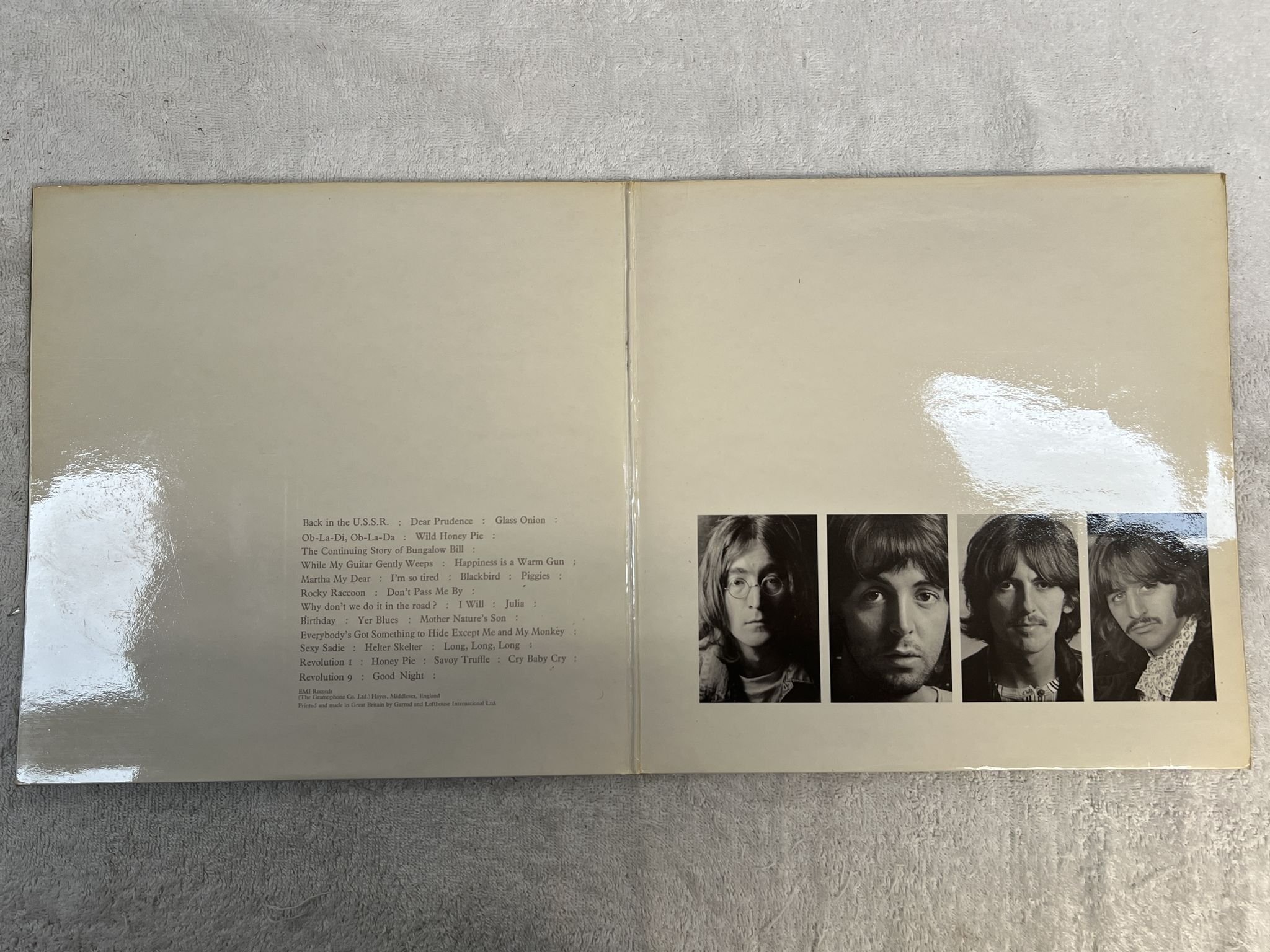 Omslagsbild för skivan THE BEATLES white album 2xLP -68 UK APPLE PCS 7068 Num# 169130