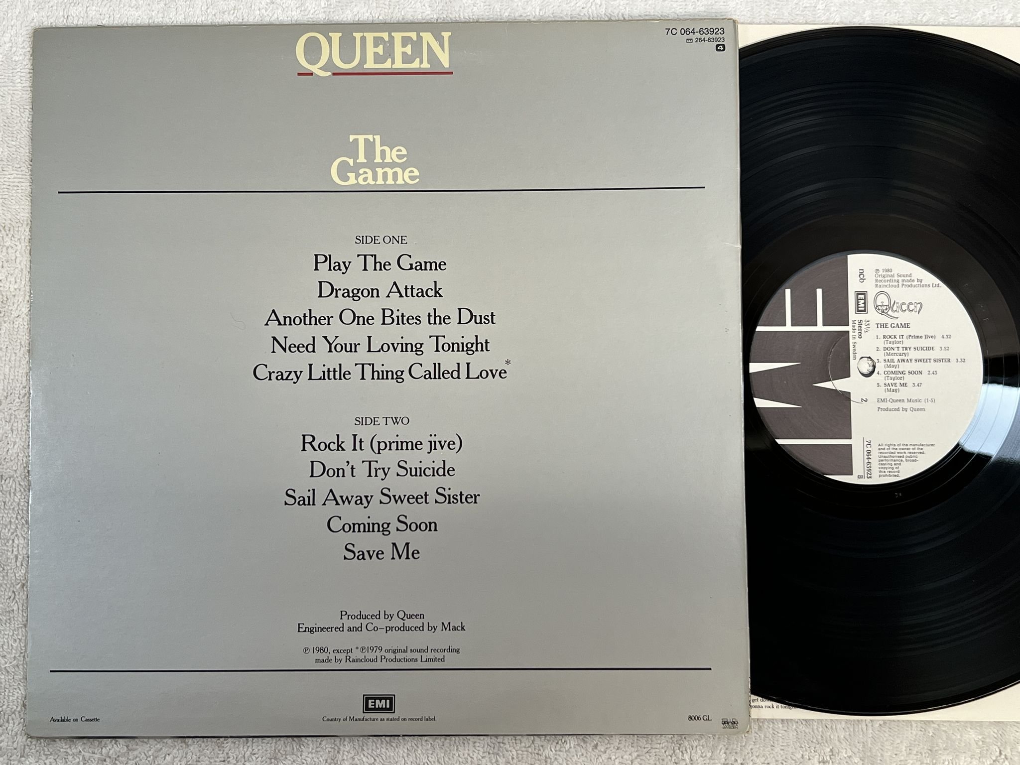 Omslagsbild för skivan QUEEN the game LP -80 ncb EMI 7C 064-63923