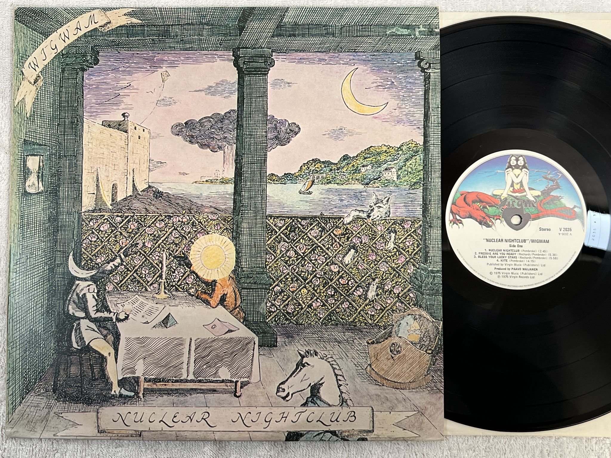 Omslagsbild för skivan WIGWAM nuclear nightclub LP -75 UK VIRGIN V 2035 *** PROG ROCK ***