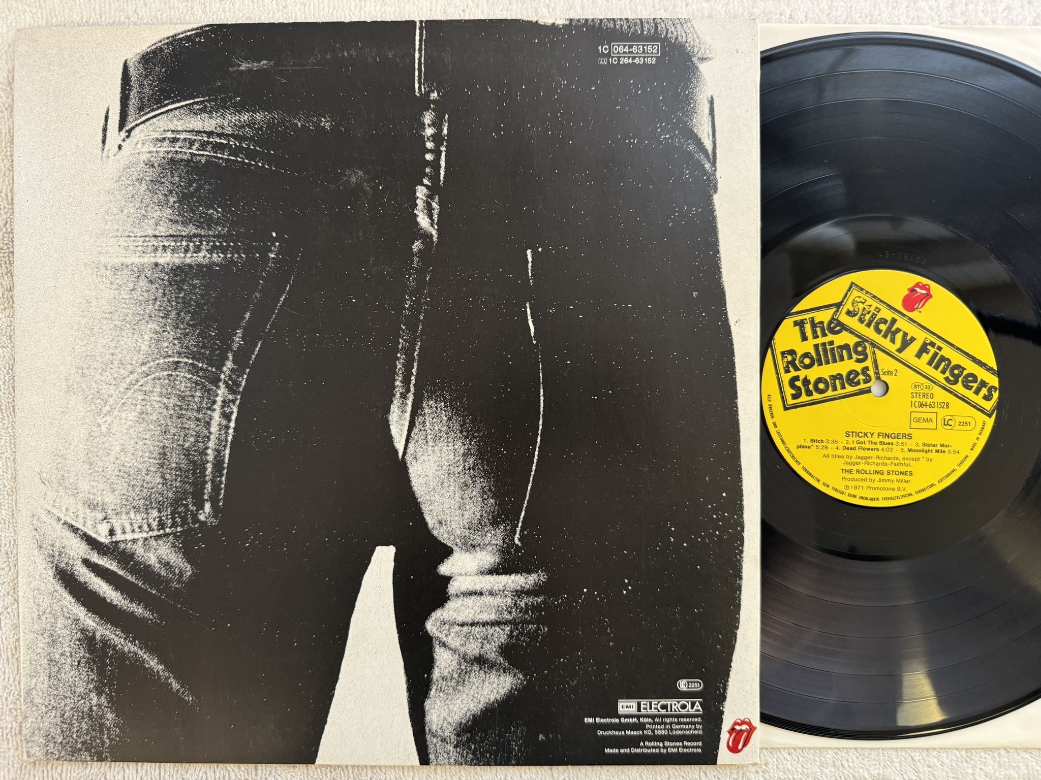 Omslagsbild för skivan ROLLING STONES sticky fingers LP Ger 1C 064-63152 *** Andy Warhol Art Cover ***
