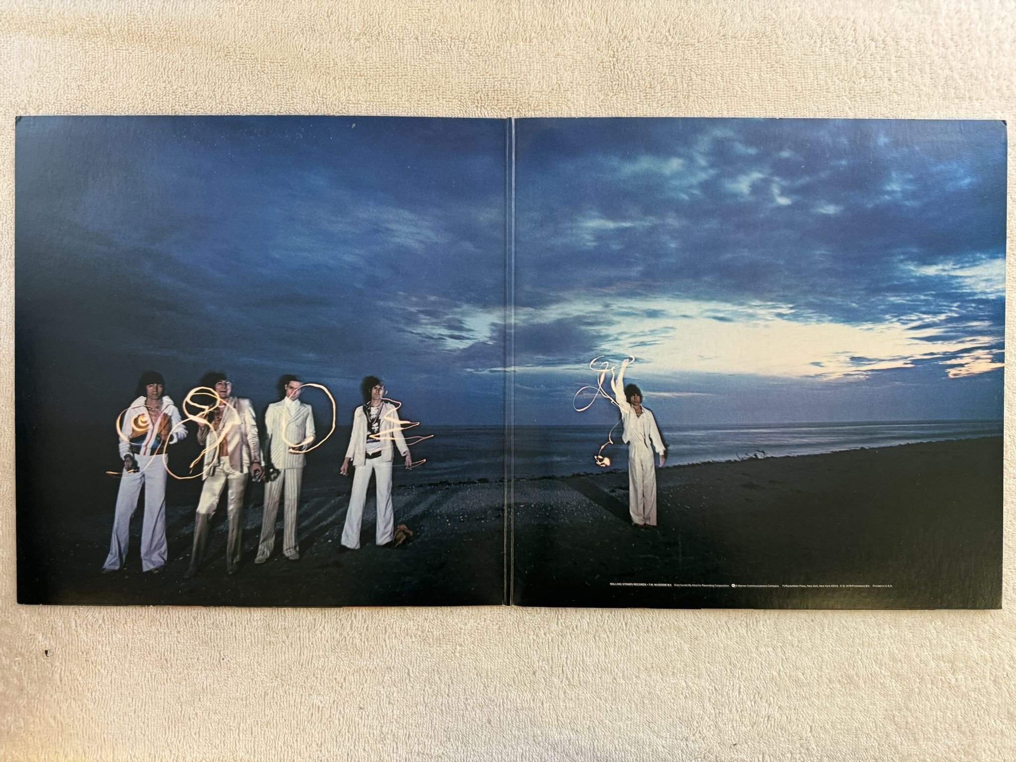 Omslagsbild för skivan ROLLING STONES black and blue LP -76 US COC 79104