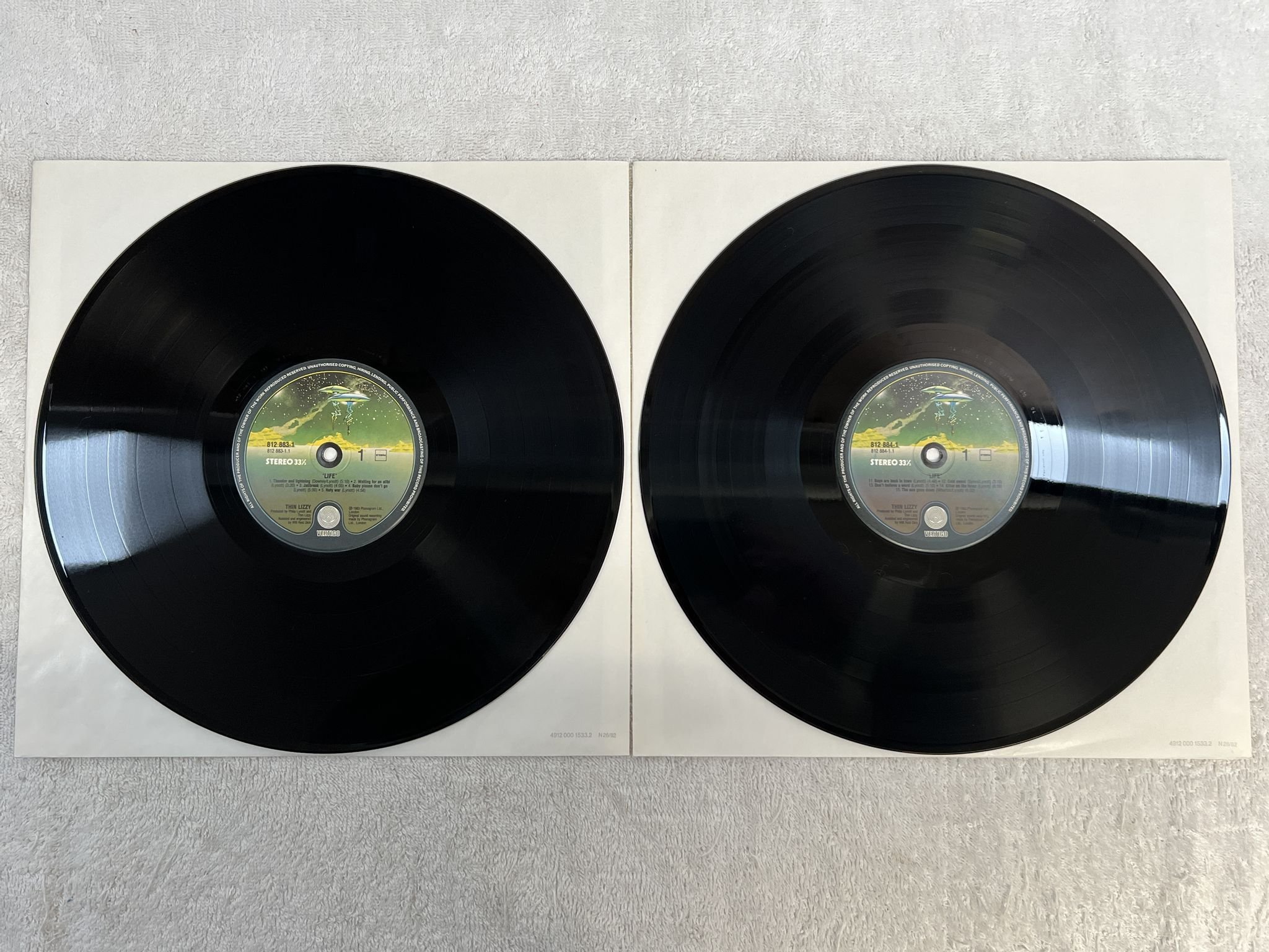 Omslagsbild för skivan THIN LIZZY live 2xLP -83 Hol VERTIGO 812884-1