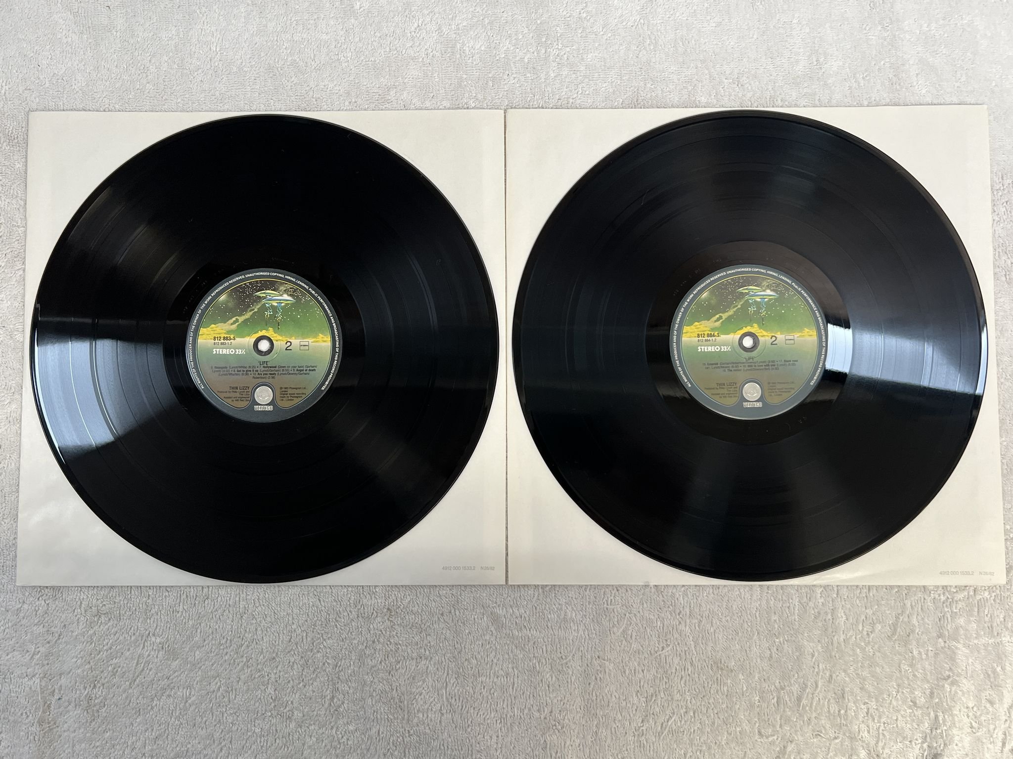 Omslagsbild för skivan THIN LIZZY live 2xLP -83 Hol VERTIGO 812884-1