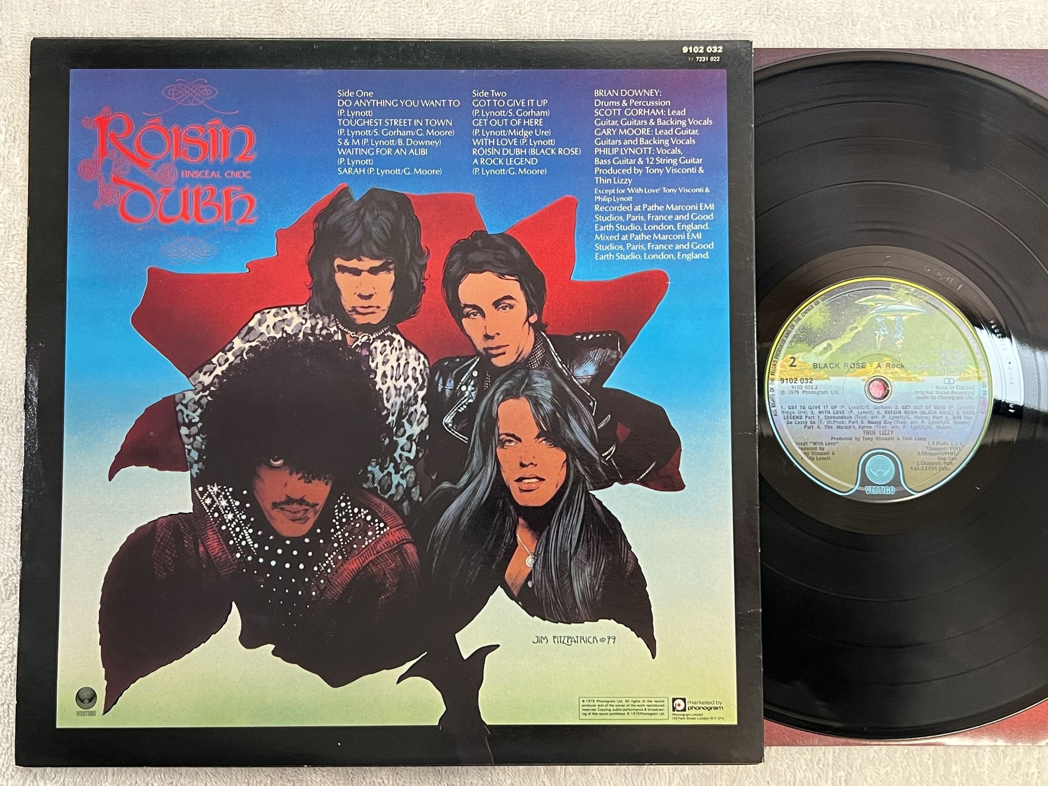 Omslagsbild för skivan THIN LIZZY black rose LP -79 UK VERTIGO 9102 032