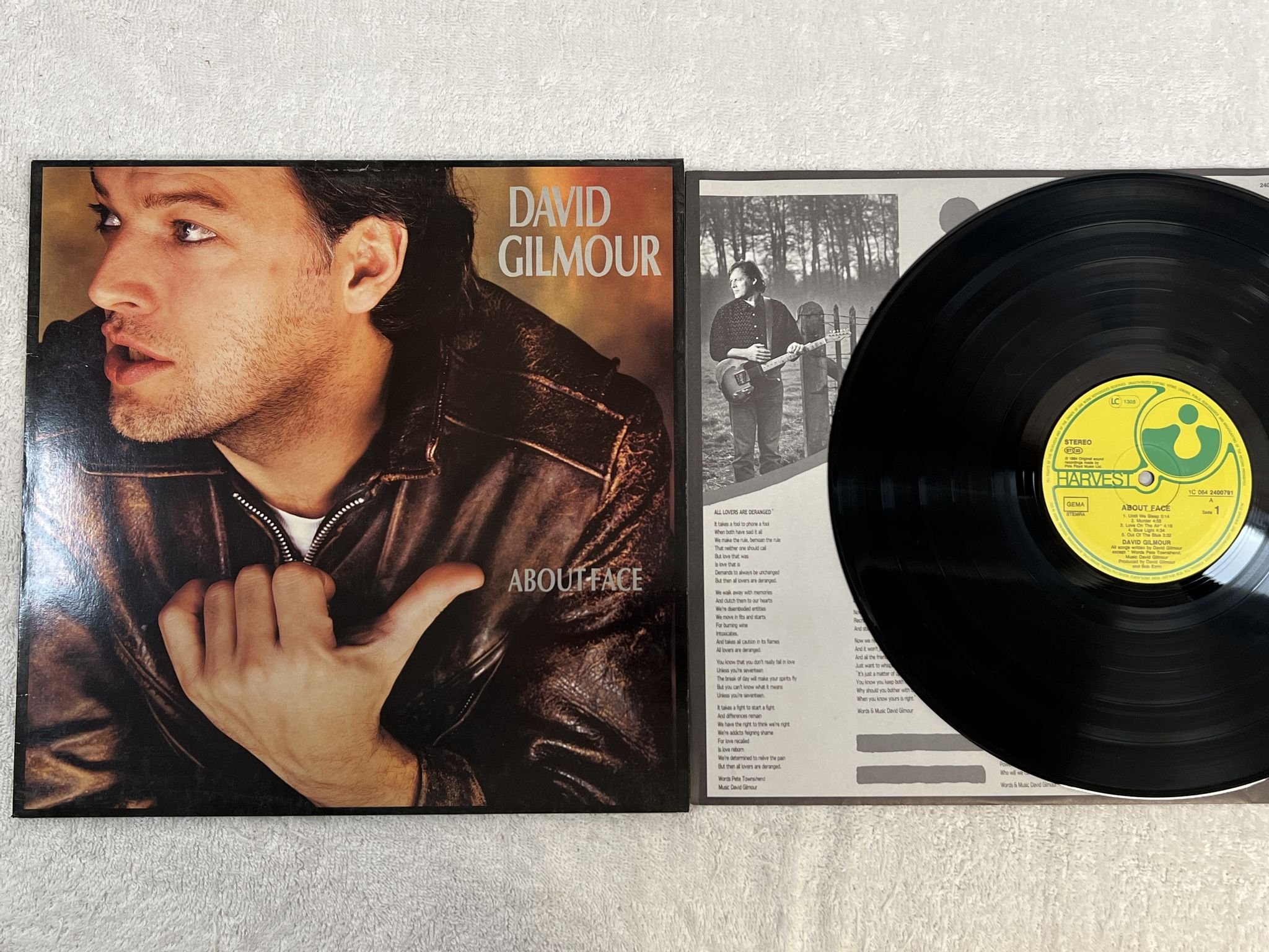 Omslagsbild för skivan DAVID GILMOUR about face LP -84 Ger HARVEST 1C 064-2400791