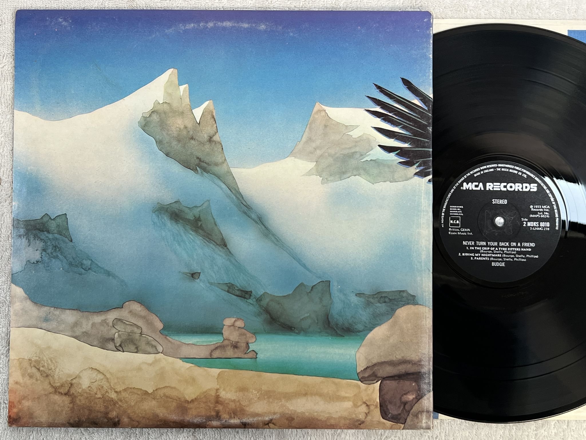 Omslagsbild för skivan BUDGIE Never Turn Your Back On A Friend LP -73 UK MCA MDKS 8010