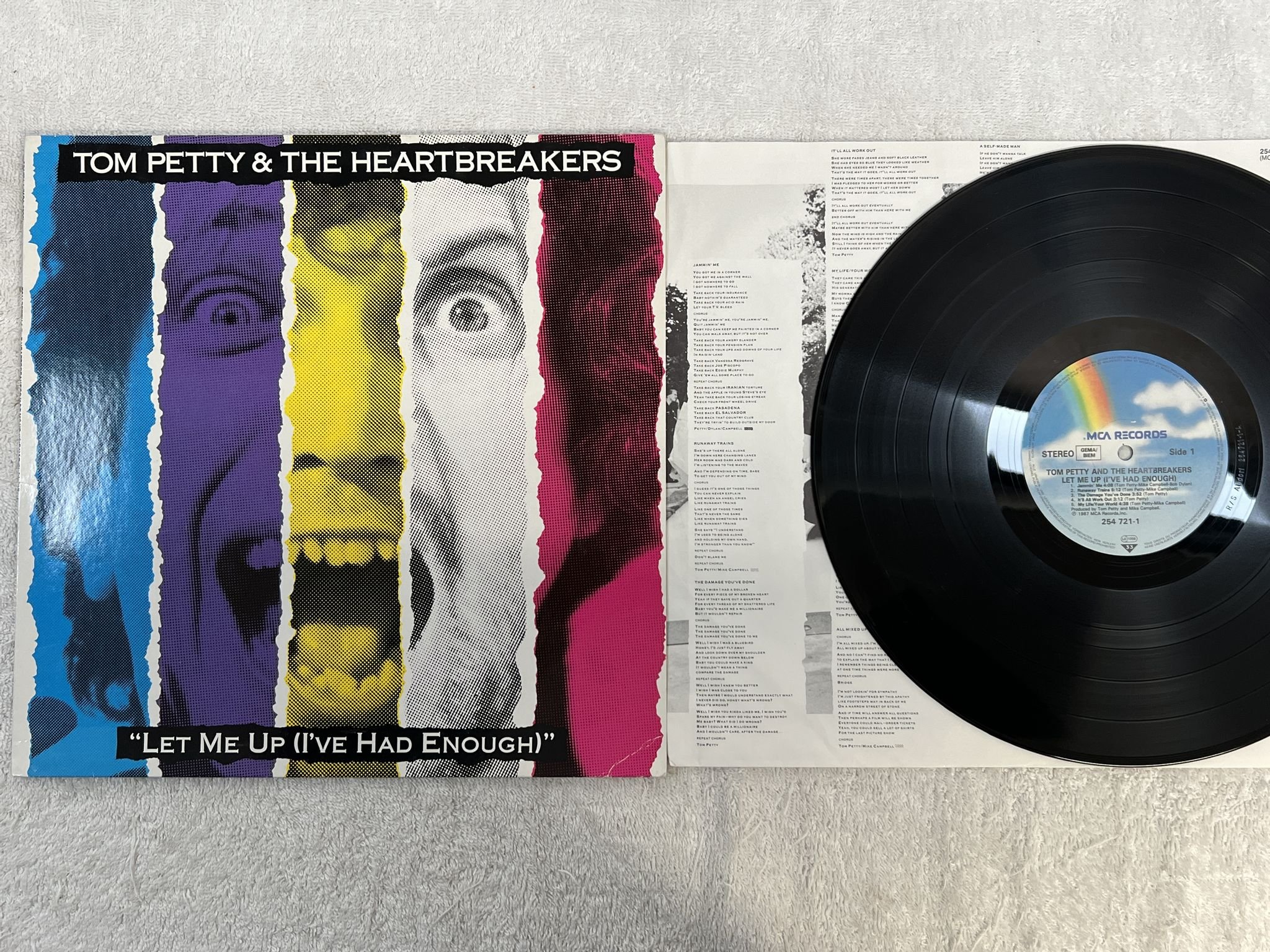 Omslagsbild för skivan TOM PETTY & THE HEARTBREAKERS Let Me Up (I've Had Enough) LP -87 MCA 254721-1