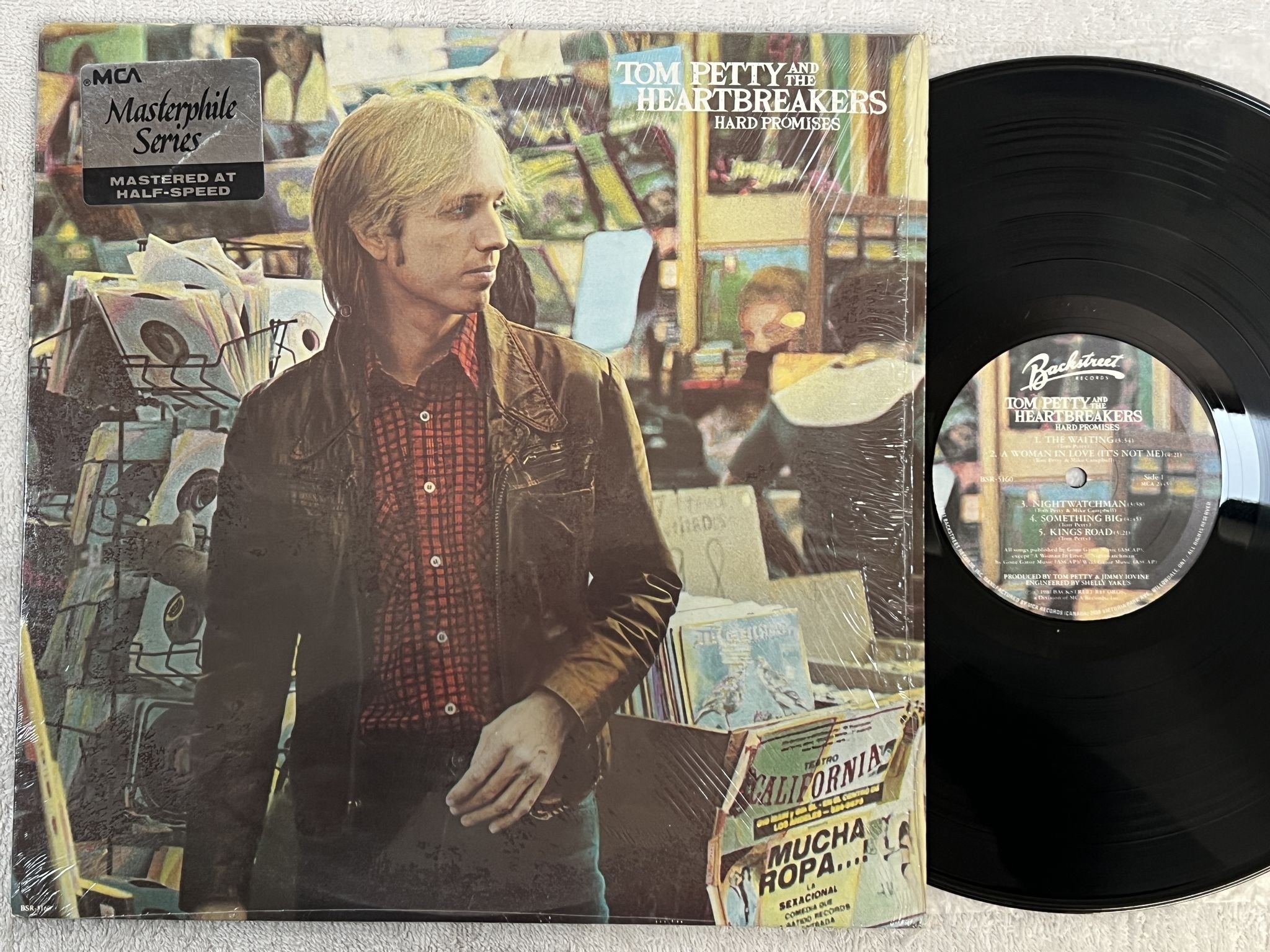 Omslagsbild för skivan TOM PETTY & THE HEARTBREAKERS hard promises LP -81 Can BACKSTREET BSR 5160