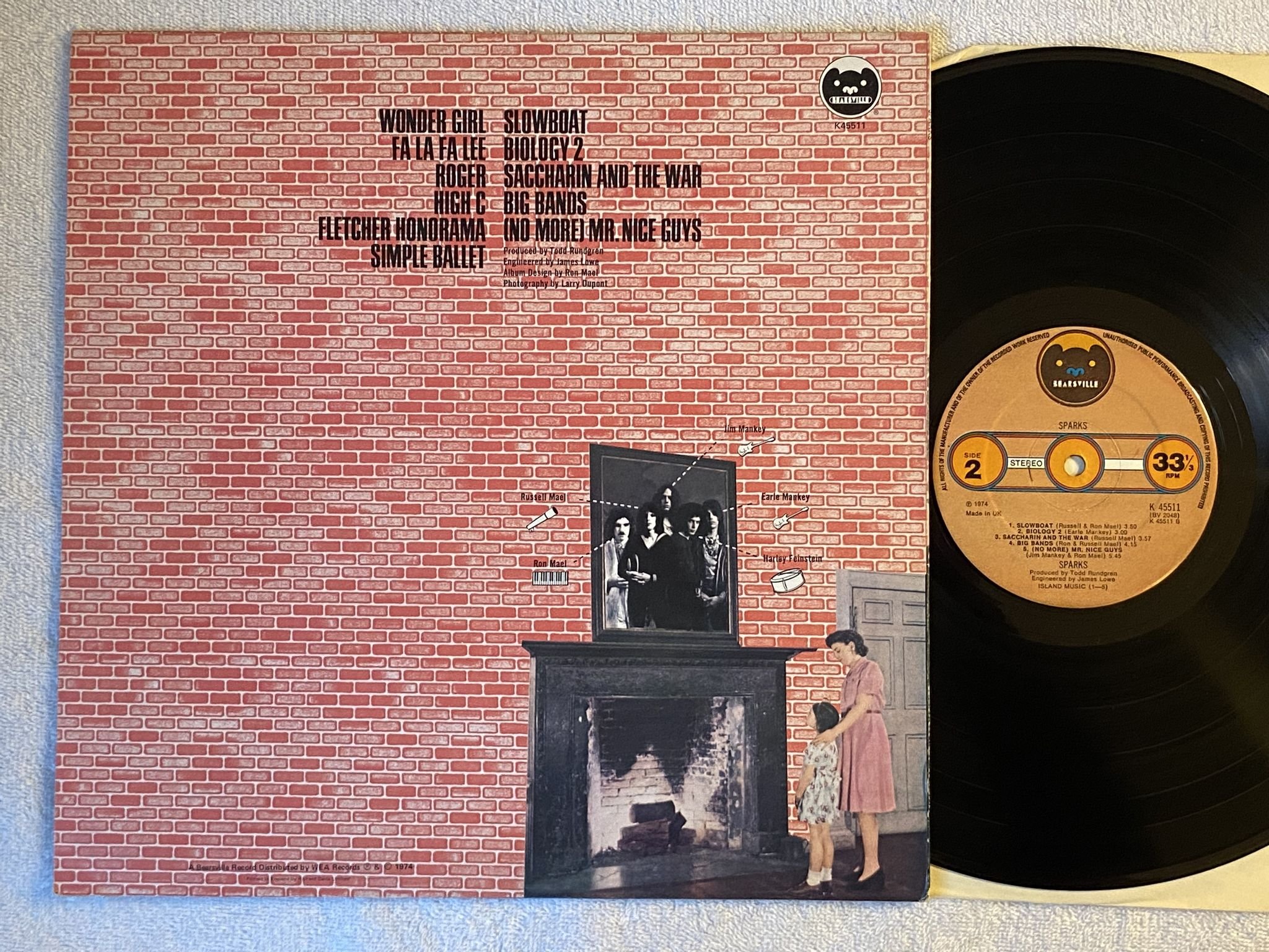 Omslagsbild för skivan SPARKS s/t LP -74 BEARSVILLE K 45511