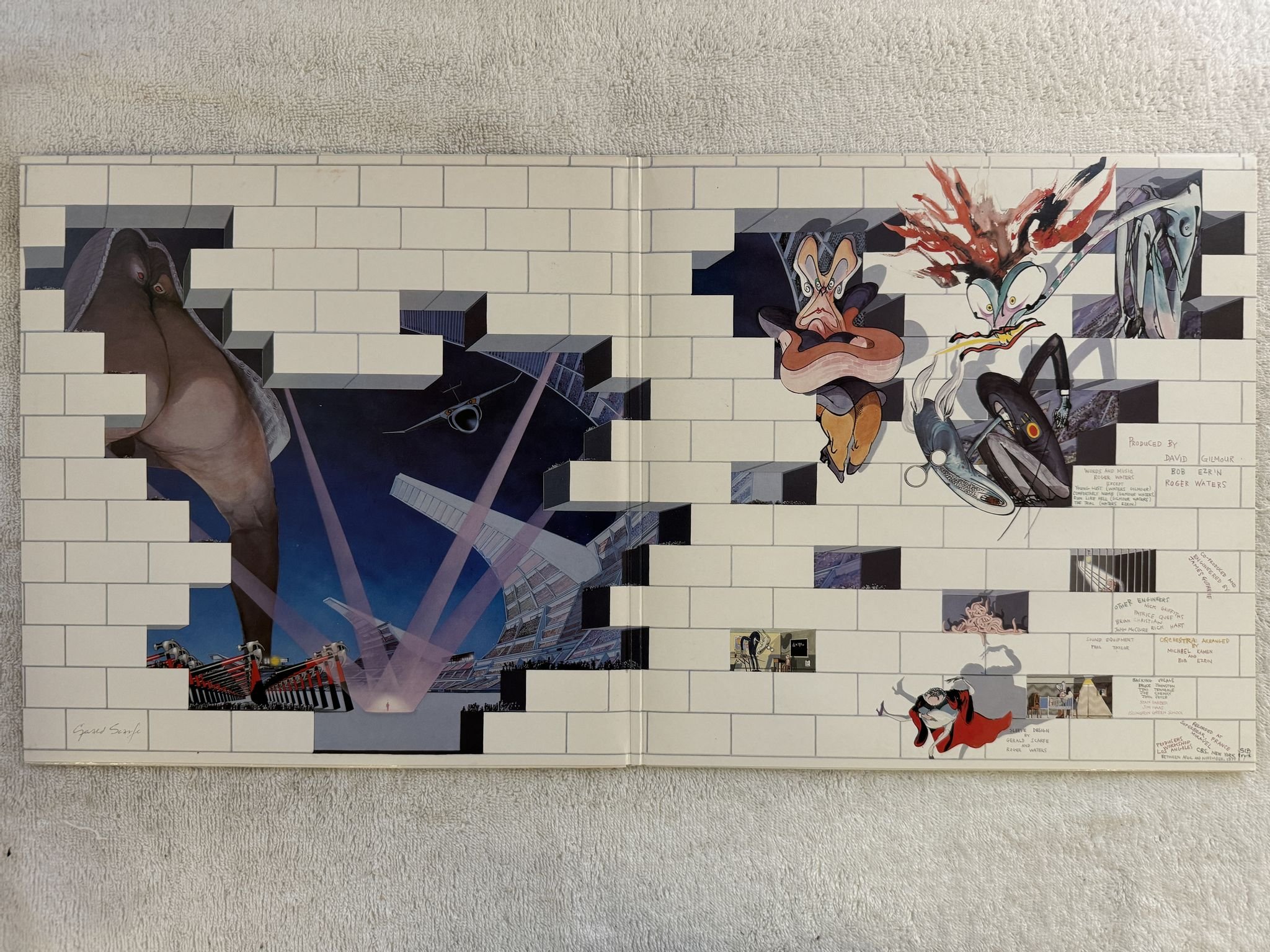 Omslagsbild för skivan PINK FLOYD the wall 2xLP -79 HARVEST 7C 156-63410