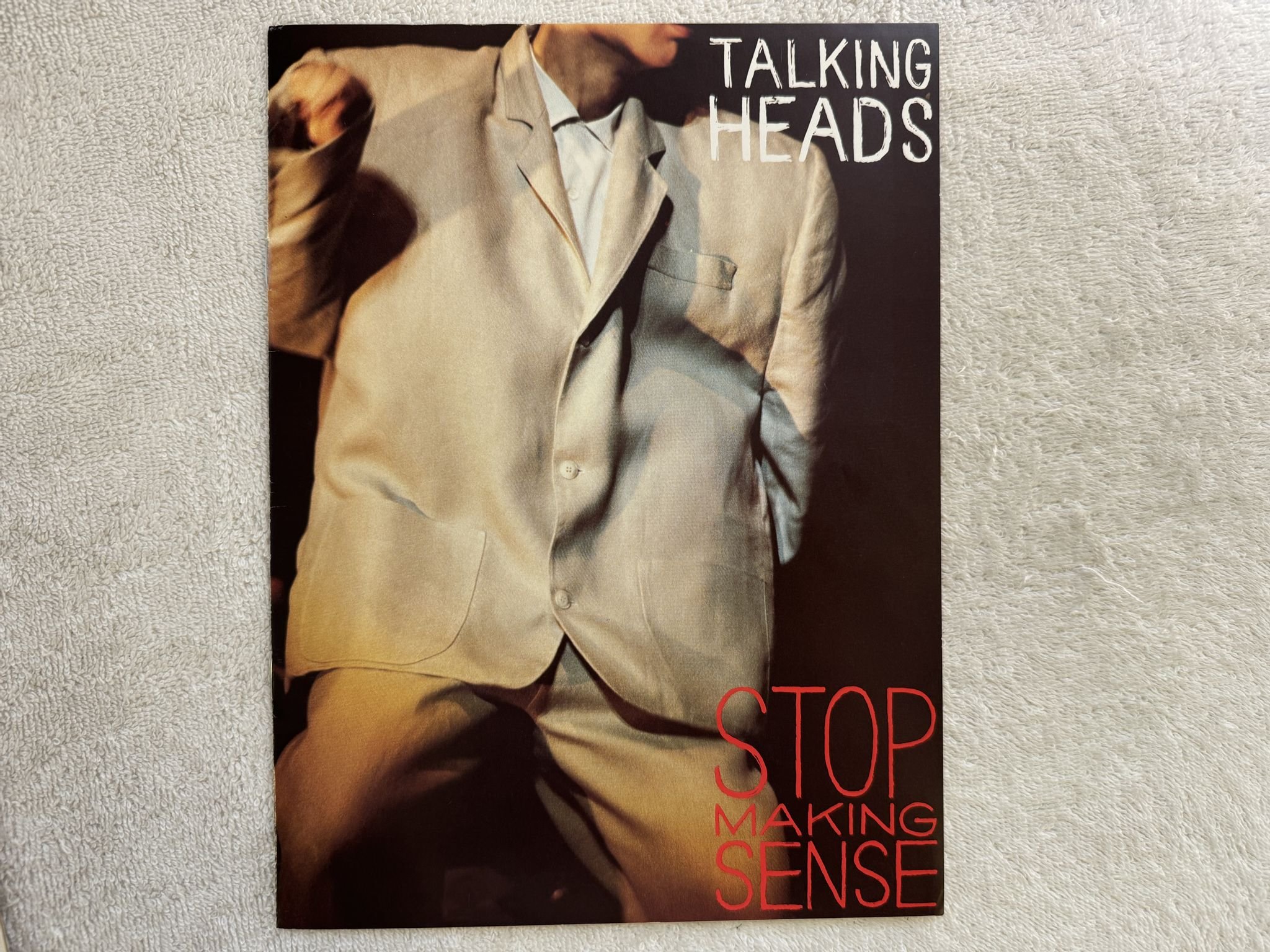 Omslagsbild för skivan TALKING HEADS stop making sense LP -84 Ger EMI 1C 064-2402431