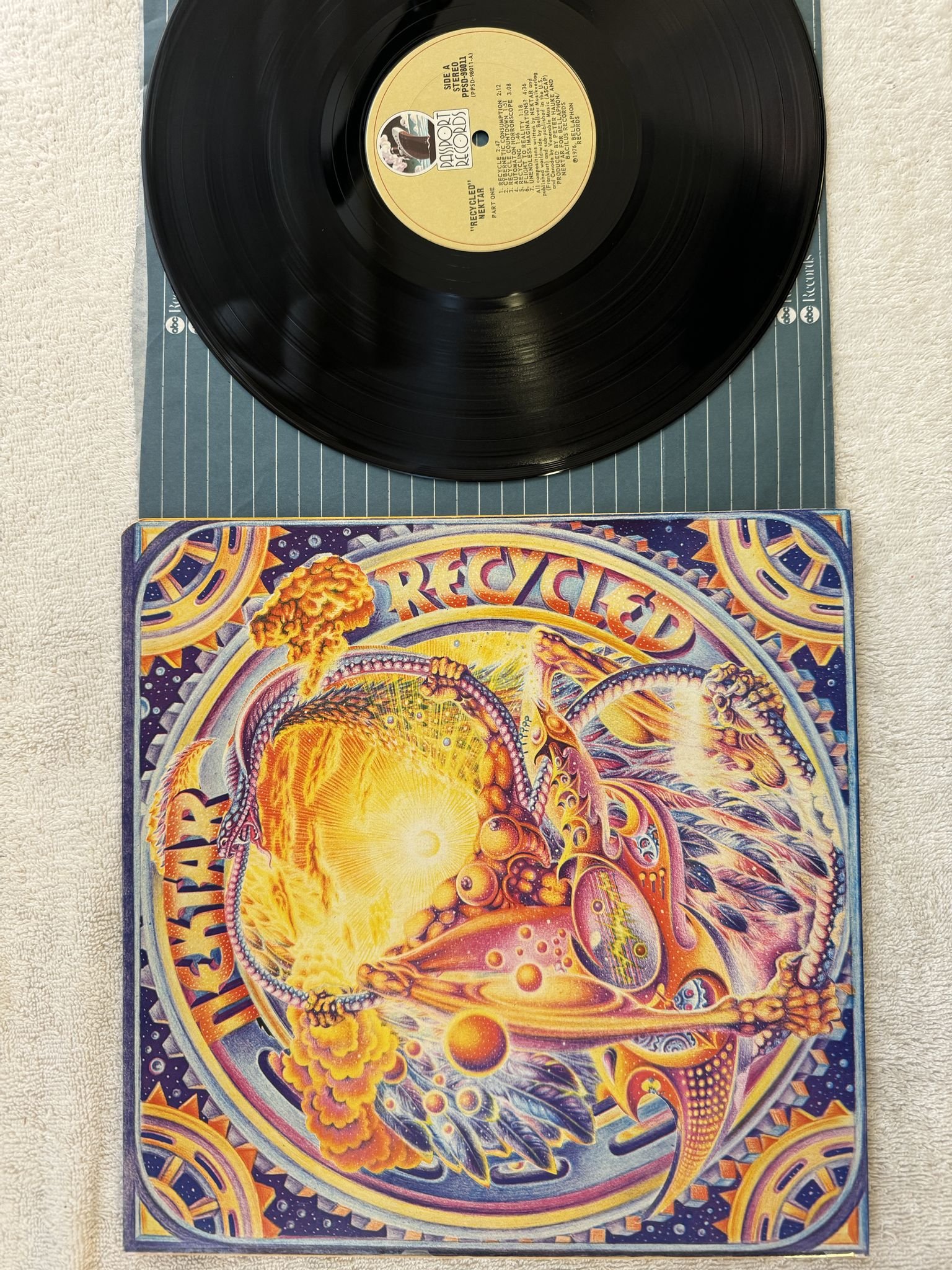 Omslagsbild för skivan NEKTAR recycled LP -76 US PASSPORT PPSD 98011