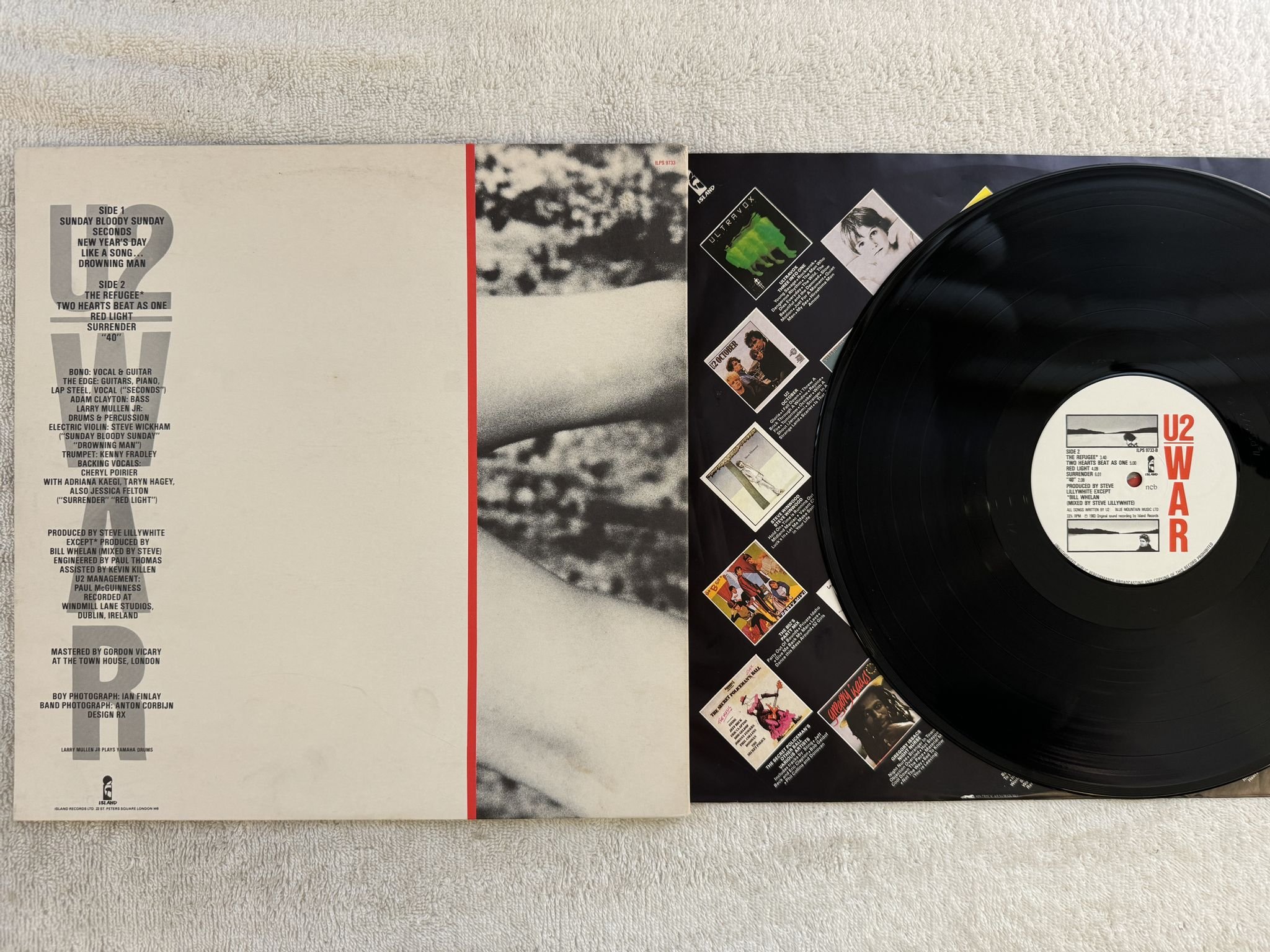 Omslagsbild för skivan U2 war LP -83 ncb ISLAND ILPS 9733