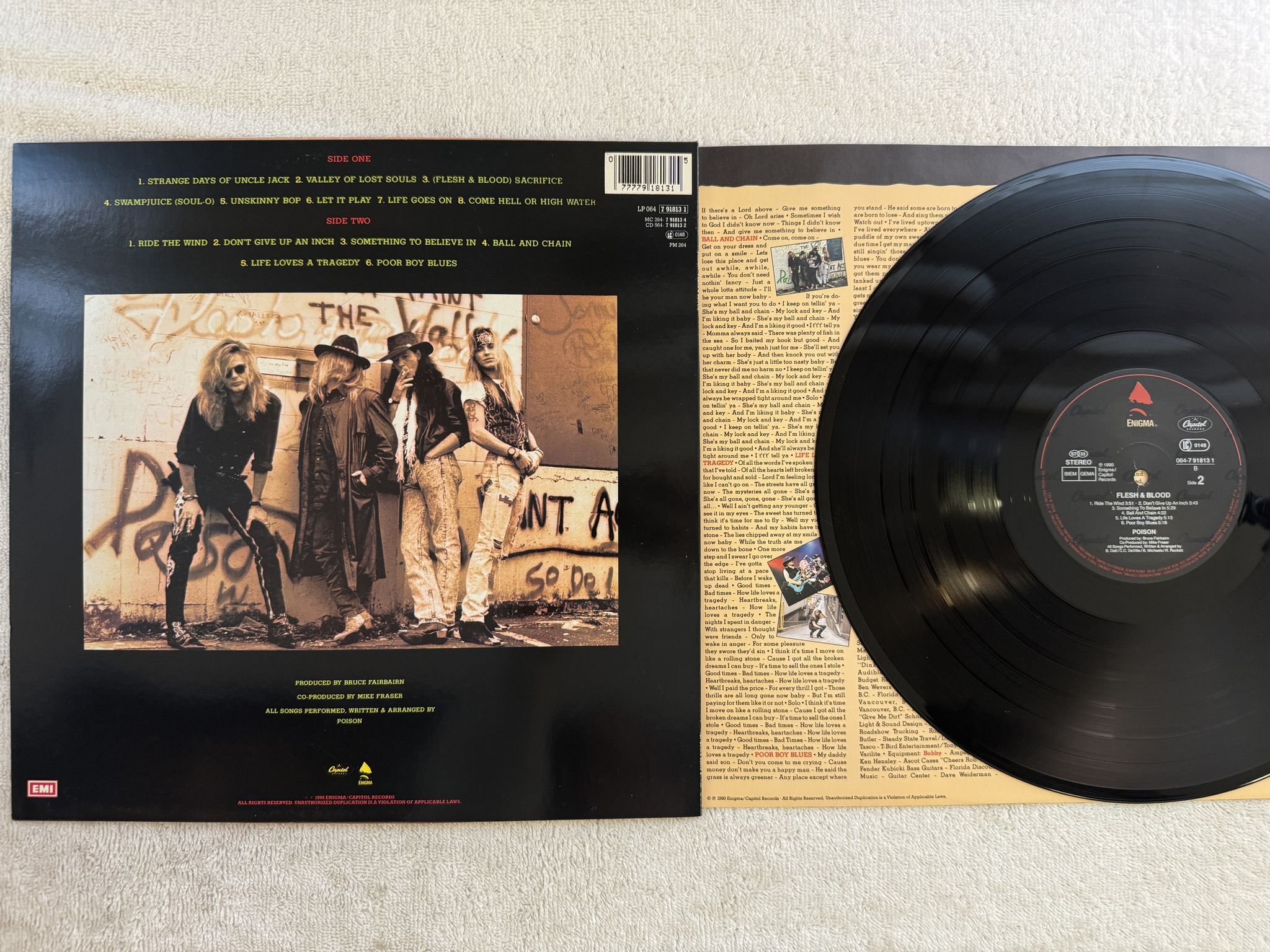 Omslagsbild för skivan POISON flesh & blood LP -90 Ger ENIGMA 064-7918131