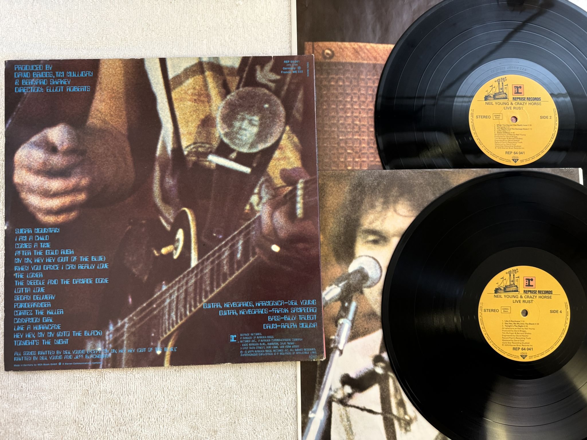 Omslagsbild för skivan NEIL YOUNG & CRAZY HORSE live rust 2xLP REPRISE REP 64041