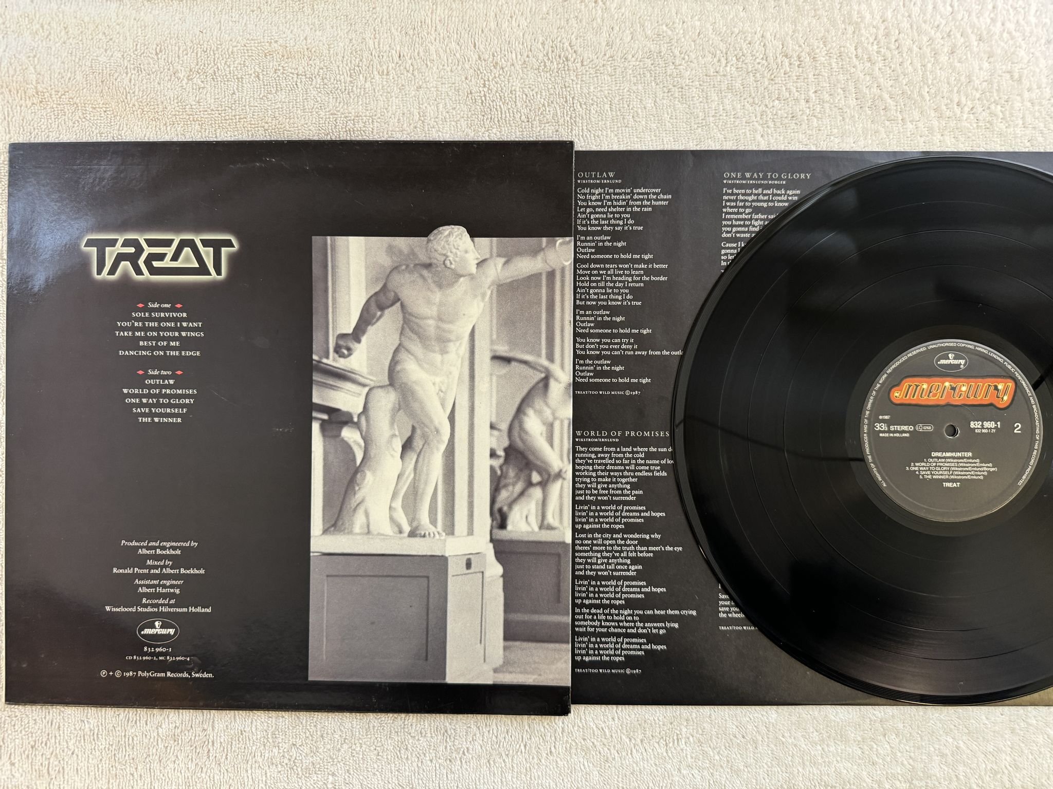 Omslagsbild för skivan TREAT dreamhunter LP -87 Hol MERCURY 832960-1