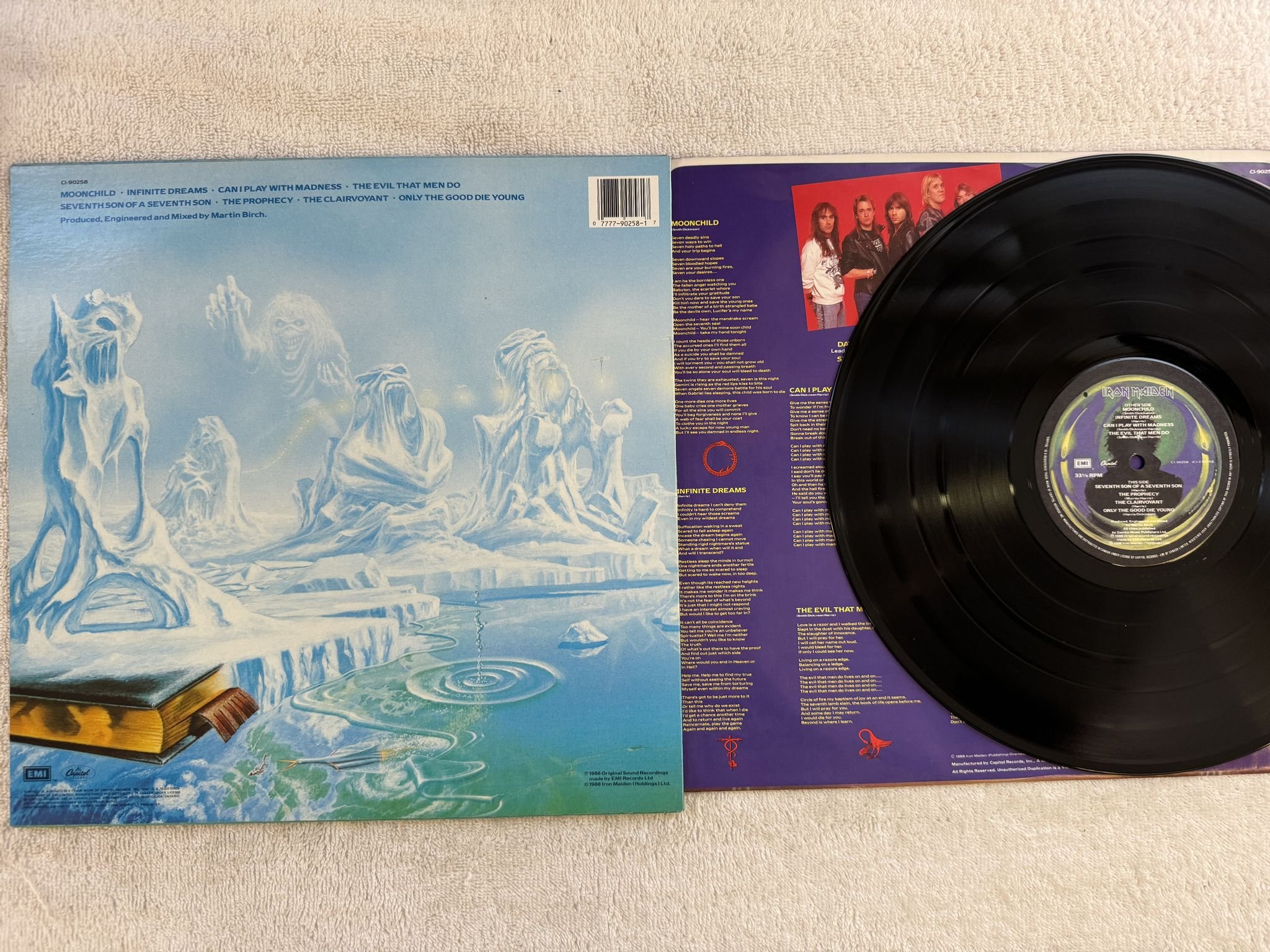 Omslagsbild för skivan IRON MAIDEN seventh son of a seventh son LP -88 Can EMI 077779025817