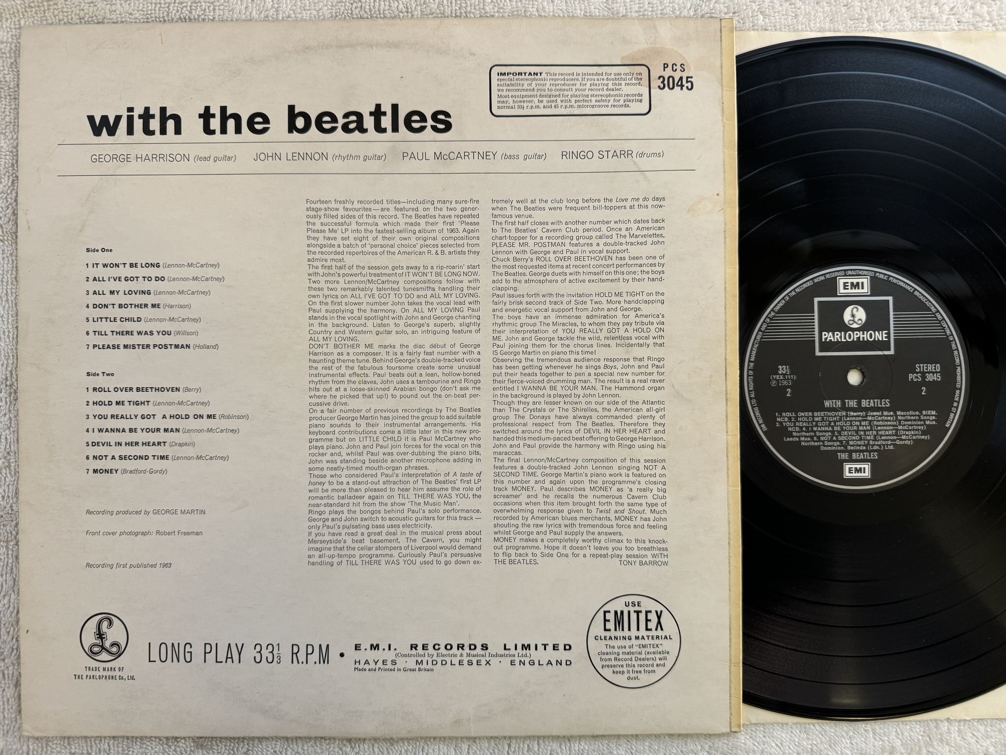 Omslagsbild för skivan THE BEATLES with the Beatles LP re UK EMI / PARLOPHONE PCS 3045