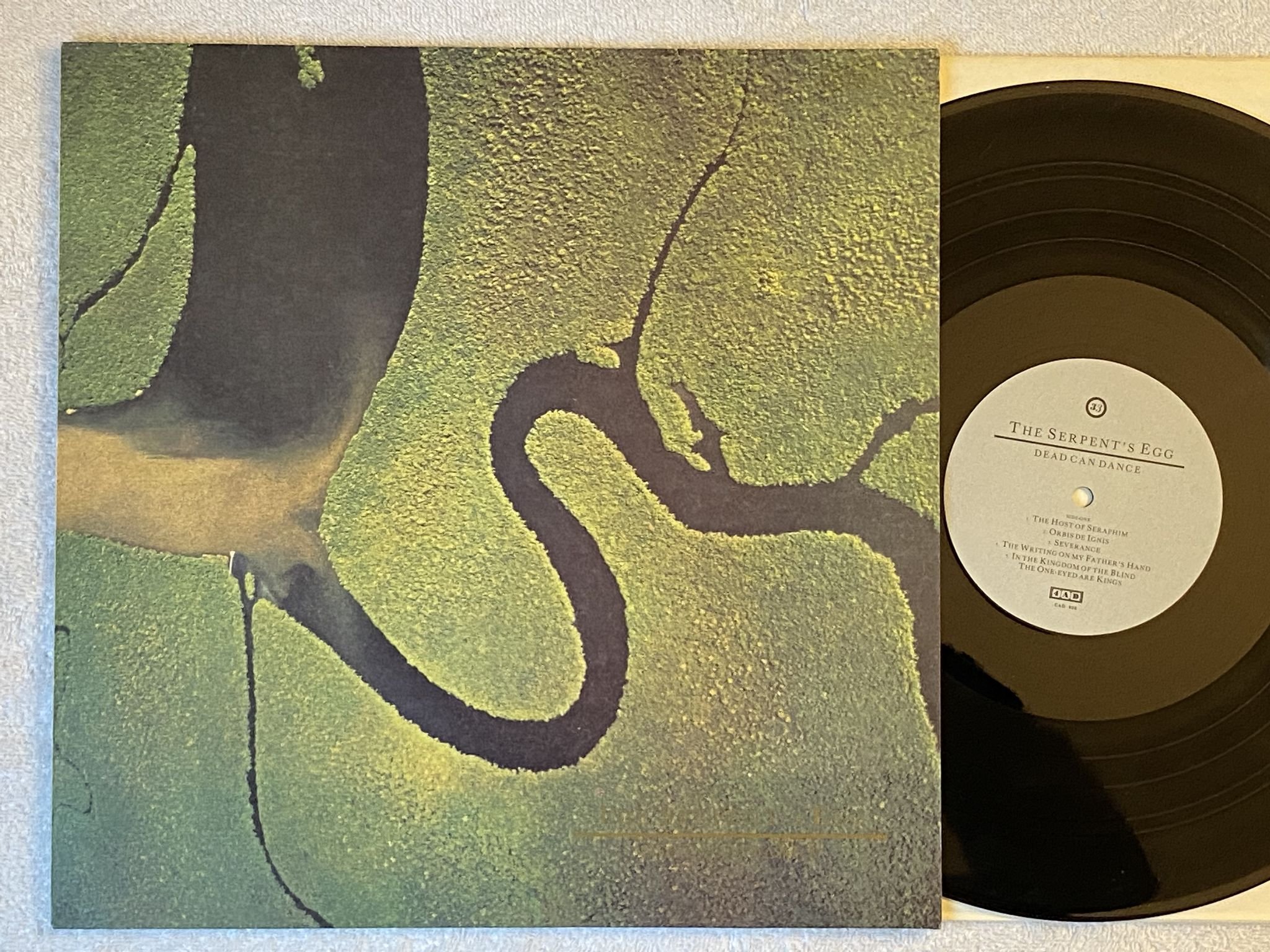 Omslagsbild för skivan DEAD CAN DANCE The Serpent's Egg LP -88 UK 4AD CAD 808
