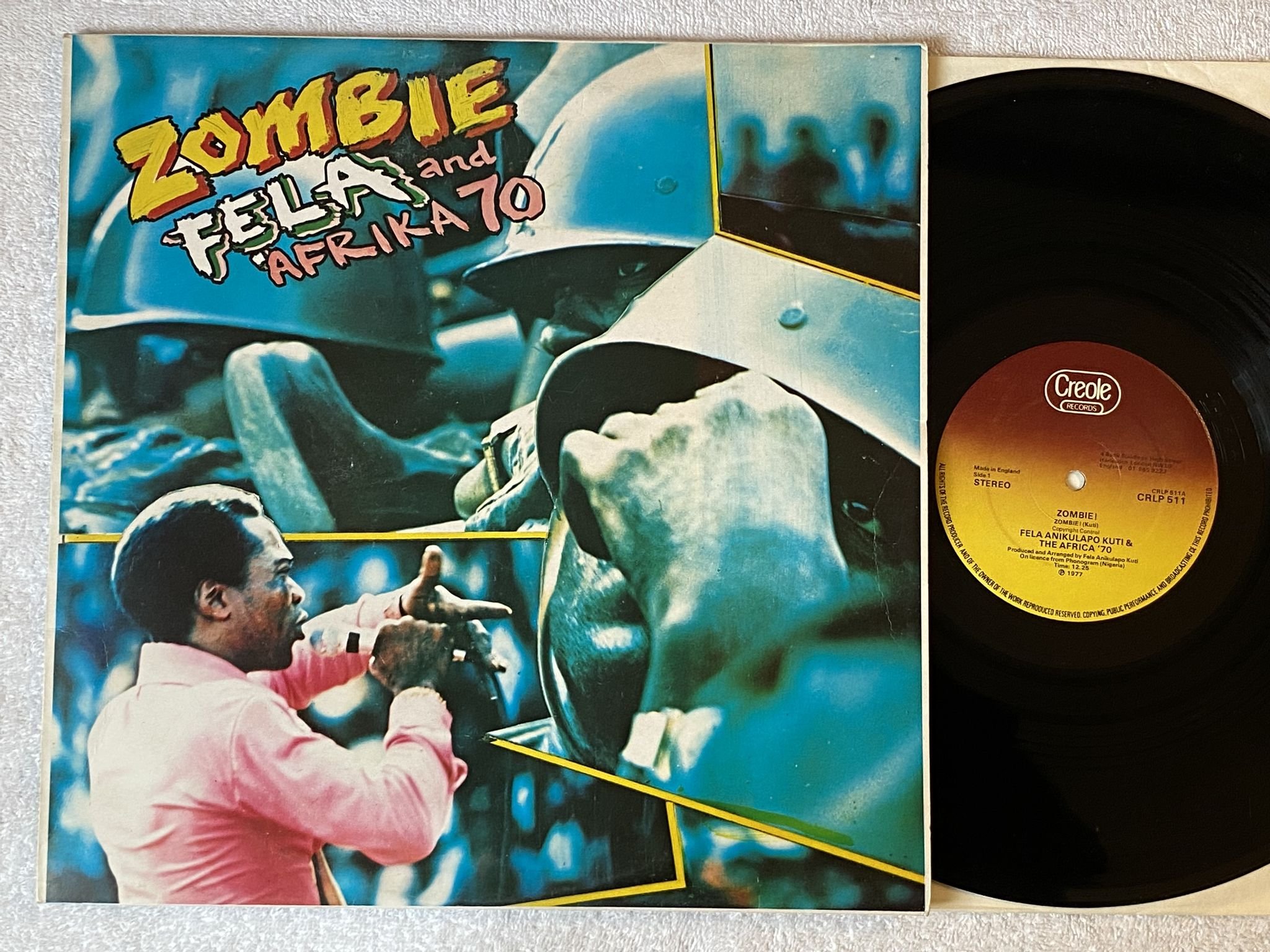 Omslagsbild för skivan FELA & AFRIKA 70 Zombie LP -77 UK creole CRLP 511 *** Massive Afro Beat ***