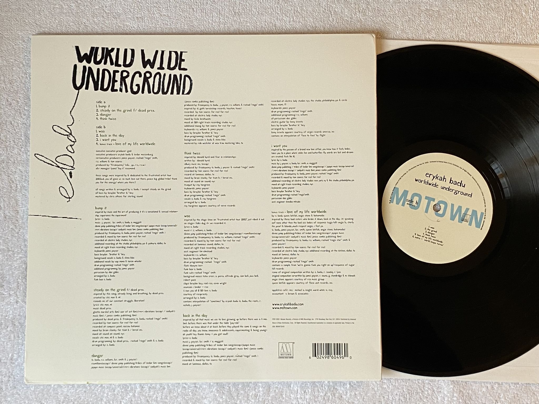 Omslagsbild för skivan ERYKAH BADU Worldwide Underground LP 2003 US MOTOWN B0000739-01