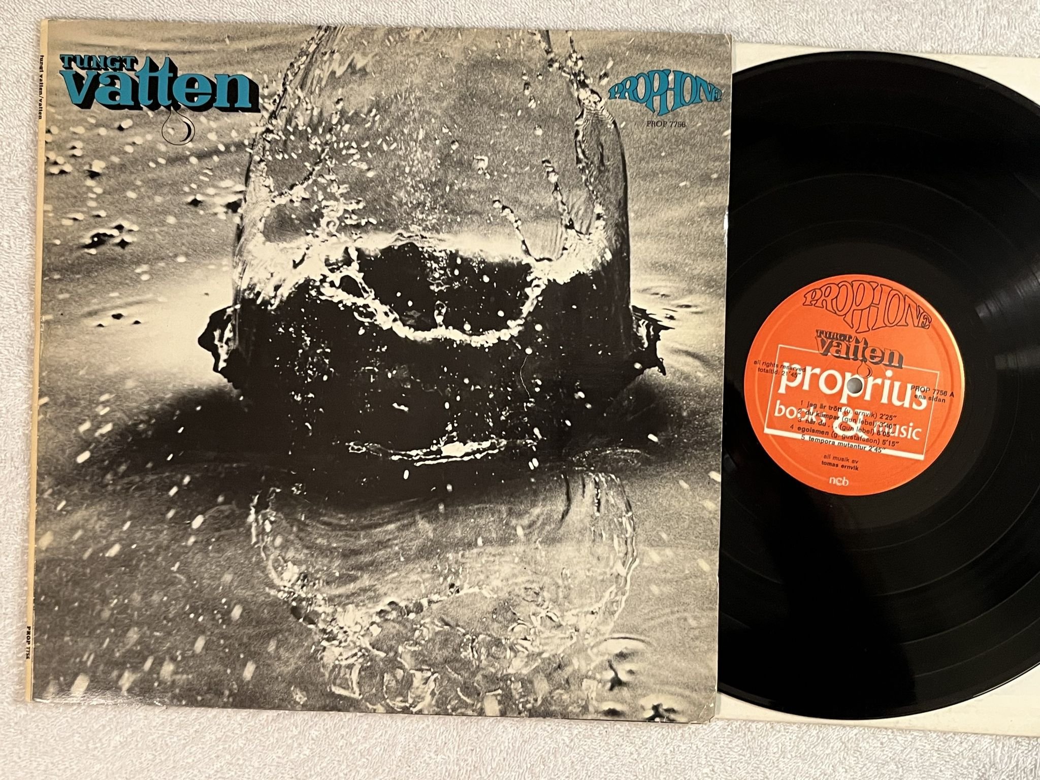 Omslagsbild för skivan TUNGT VATTEN s/t LP -75 Swe PROPHONE PROP 7756