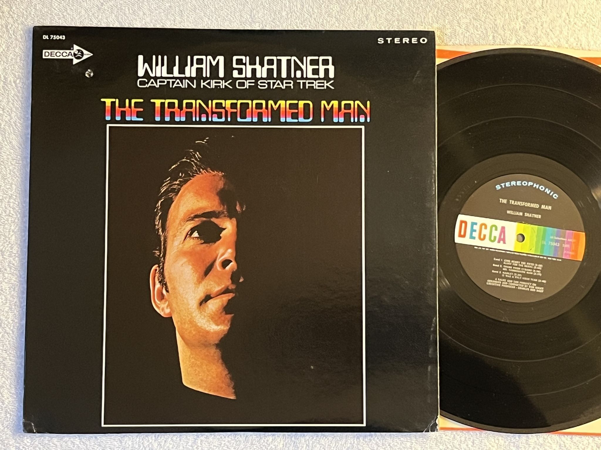 Omslagsbild för skivan WILLIAM SHATNER the transformed man LP -68 US DECCA DL 75043